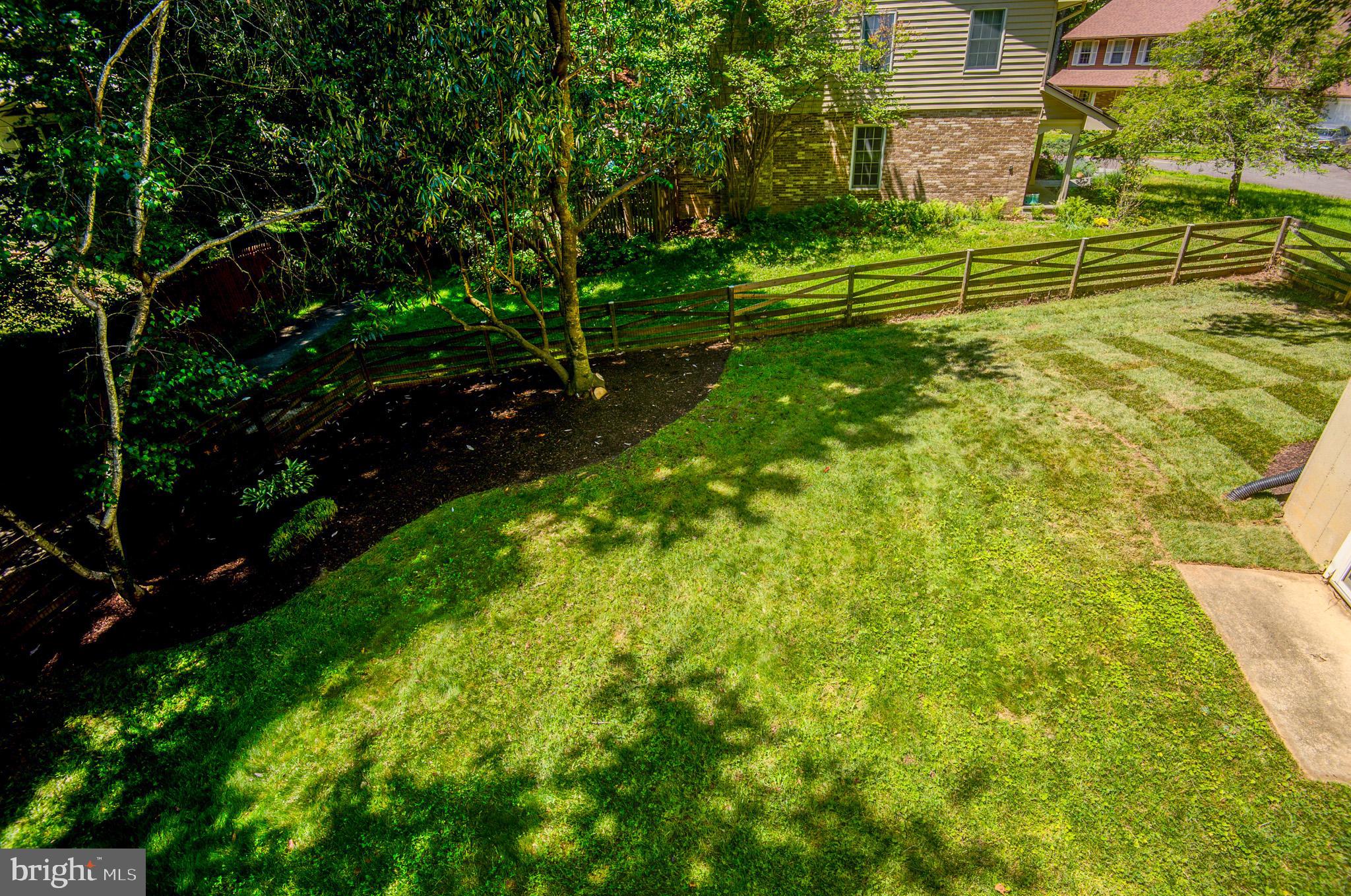 OAKTON GLEN - Residential