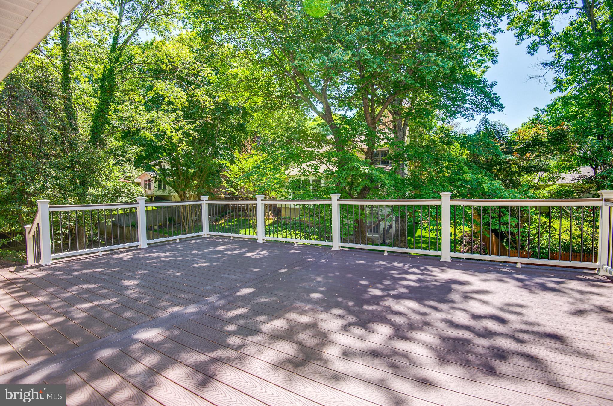 OAKTON GLEN - Residential