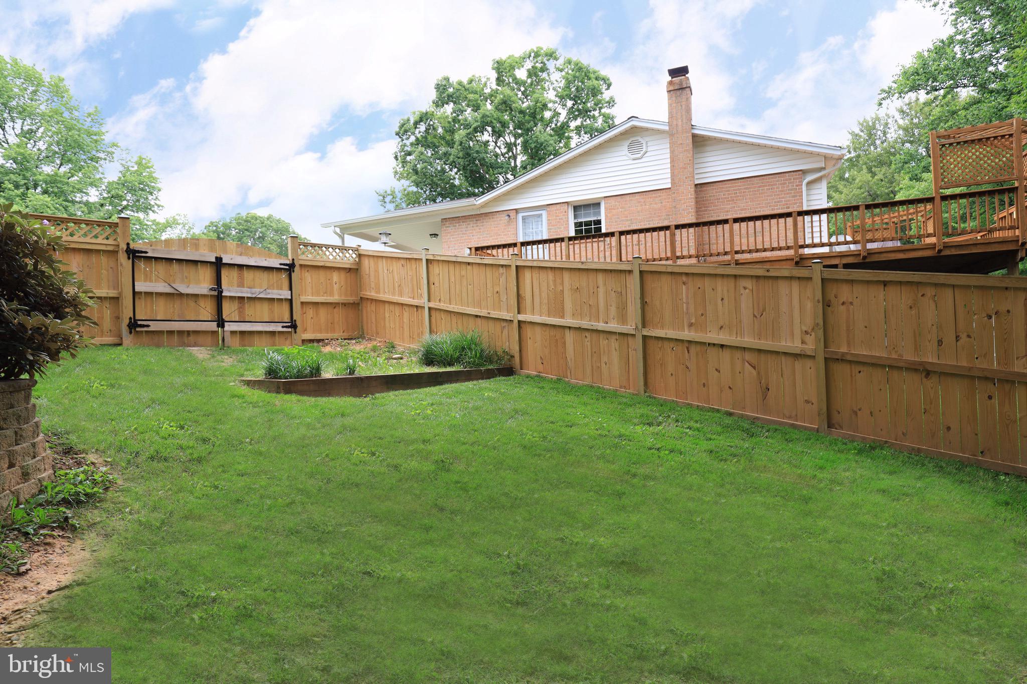 ORANGE HUNT ESTATES - Residential