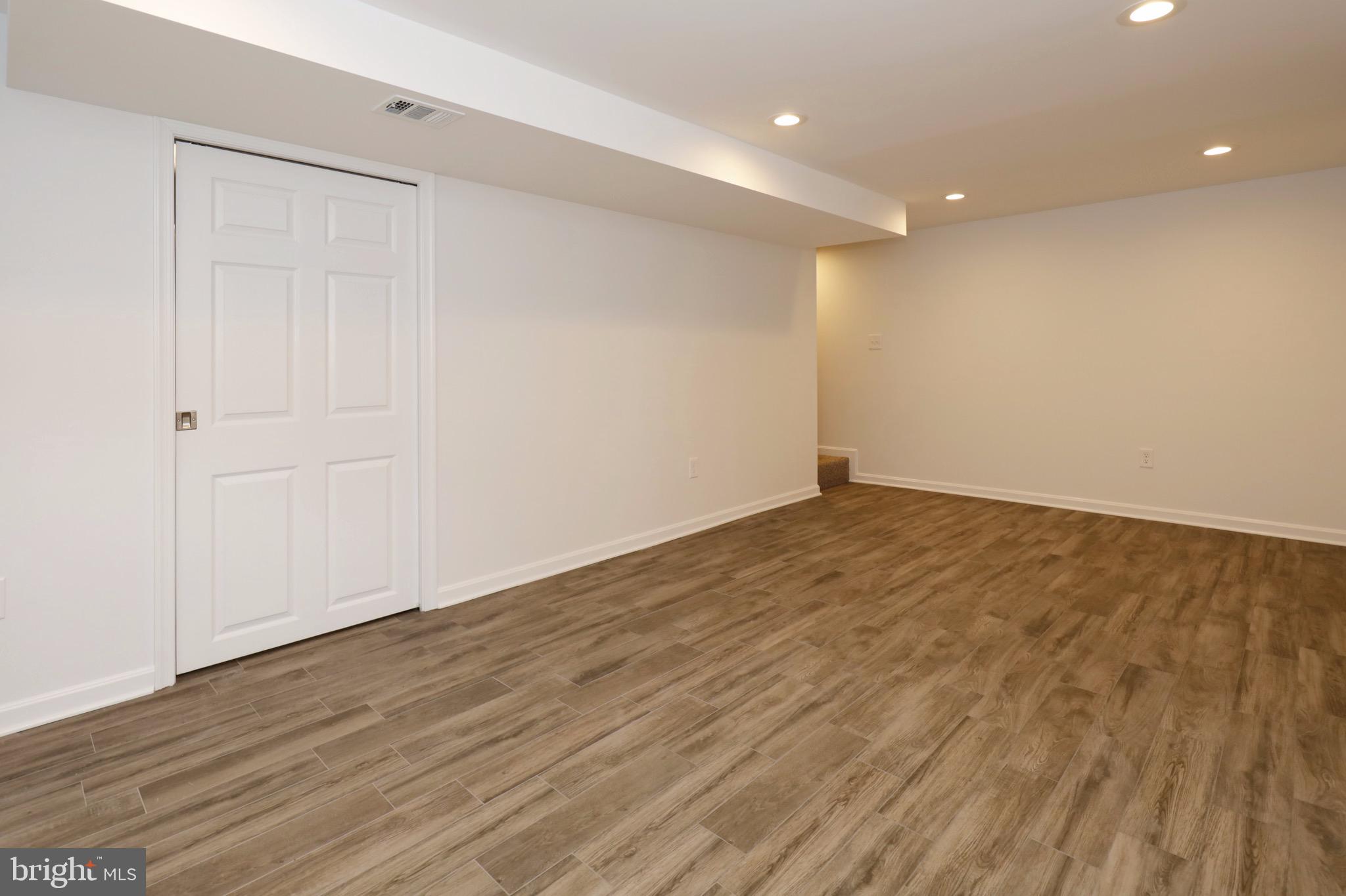 ORANGE HUNT ESTATES - Residential