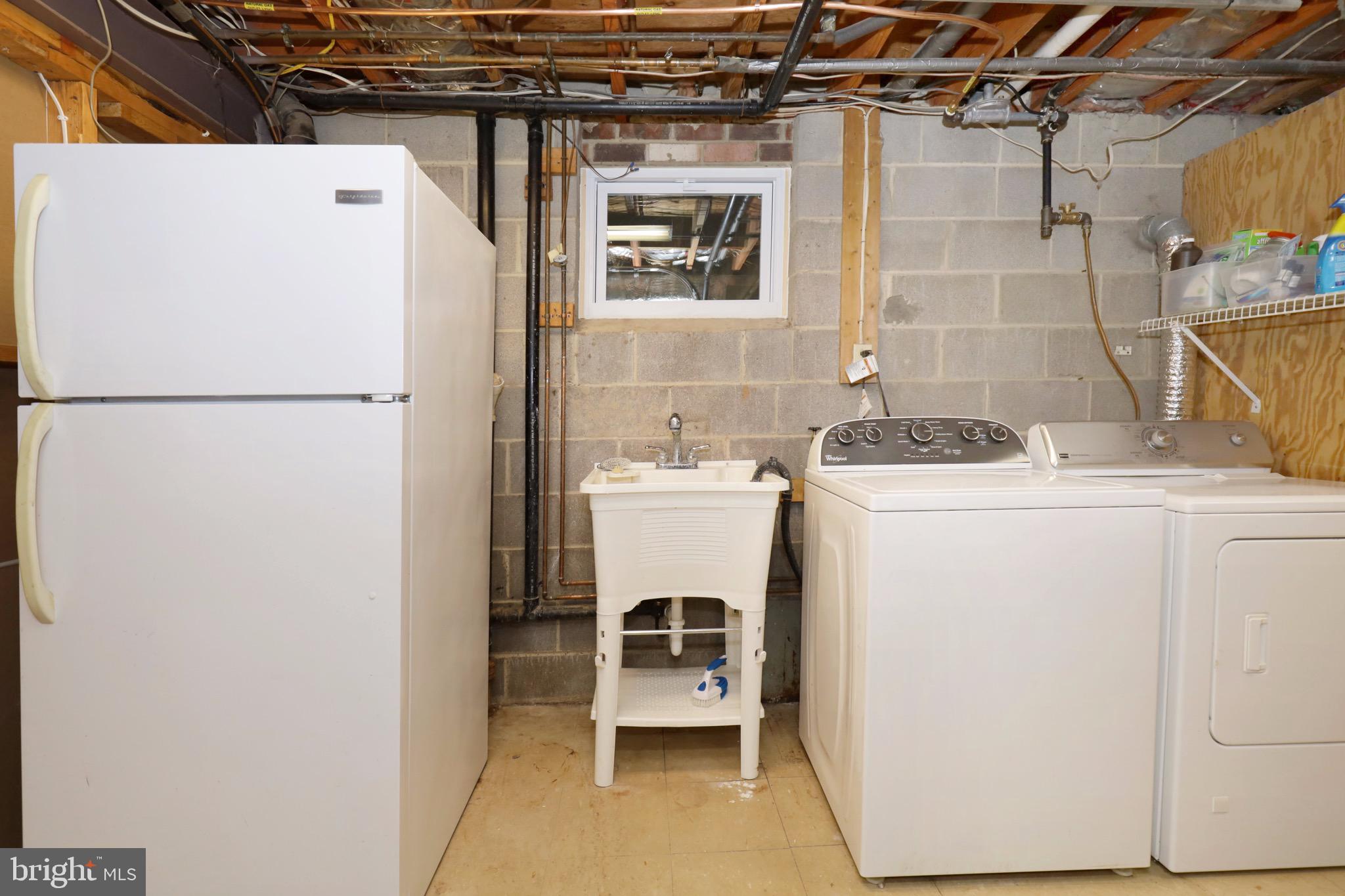 ORANGE HUNT ESTATES - Residential