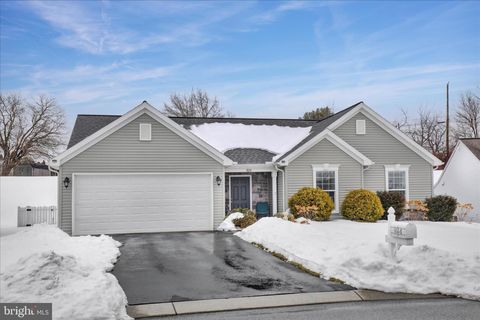 924 SWEETBAY LN LEBANON PA 17046