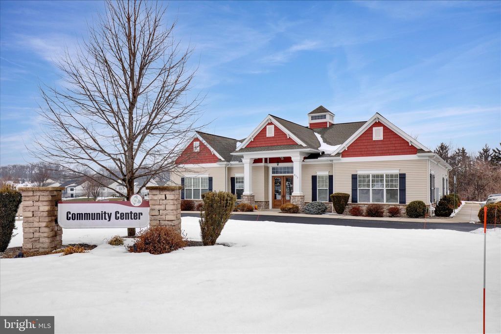 Photo of 924 Sweetbay Ln, LEBANON, PA 17046 (MLS # PALN2024790)