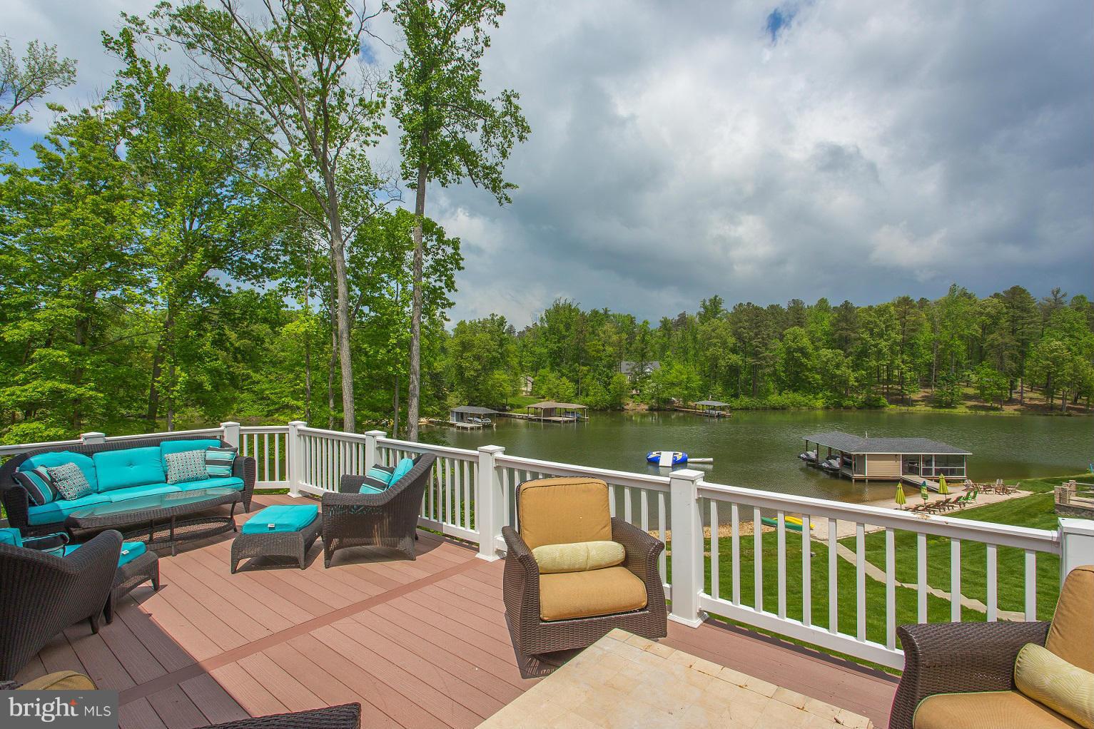 THE WATERS - Residential