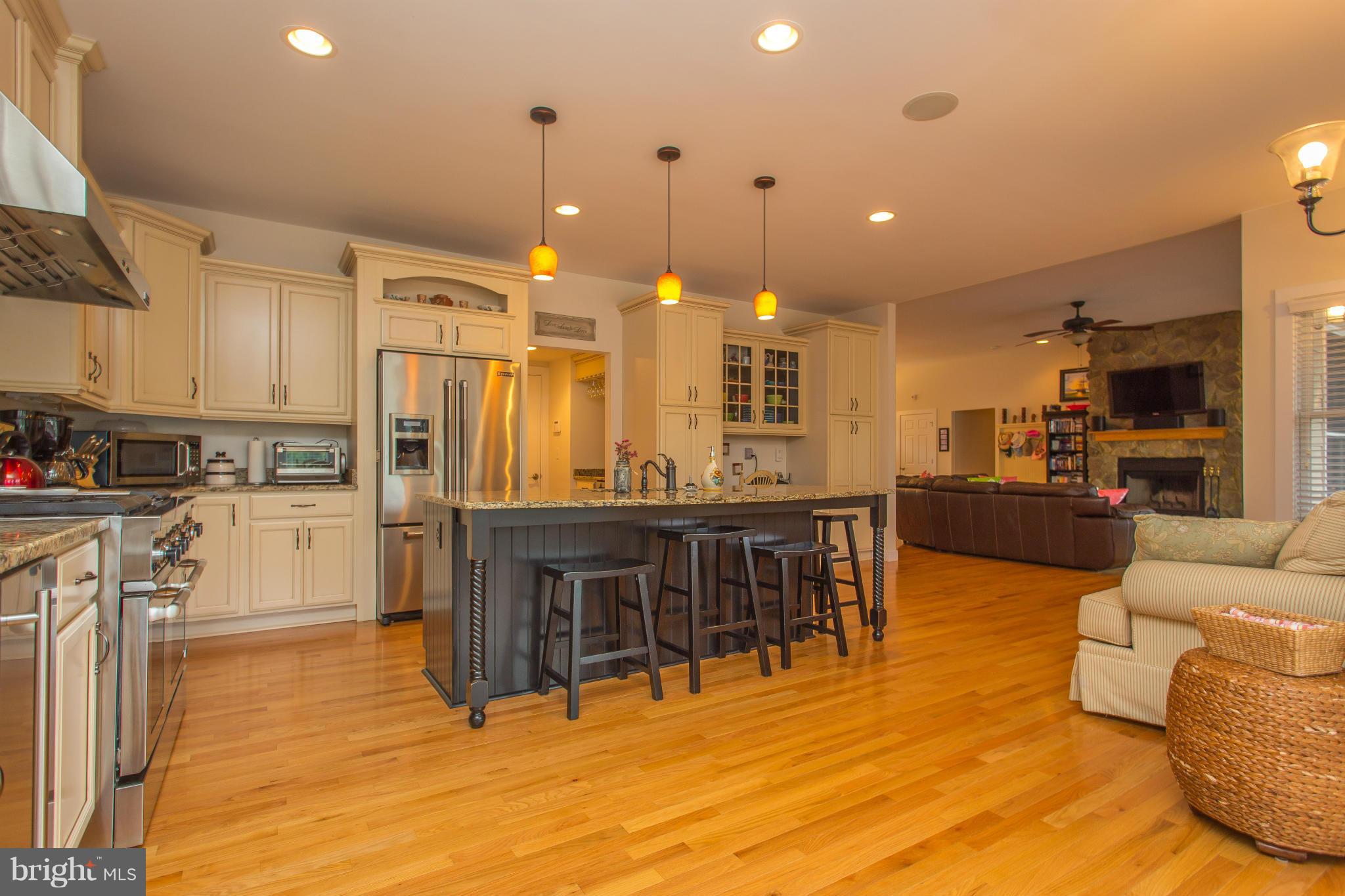 THE WATERS - Residential