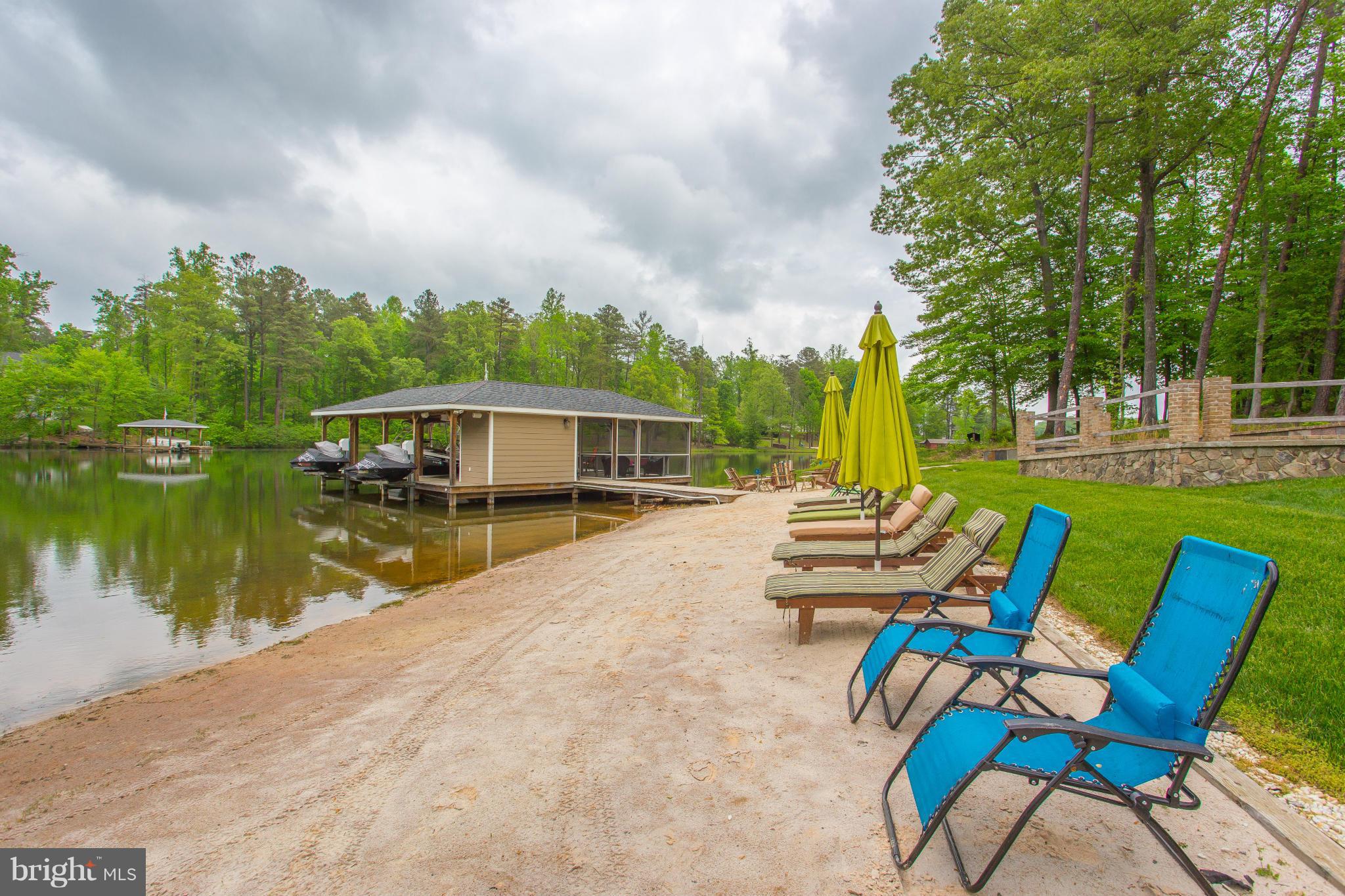 THE WATERS - Residential