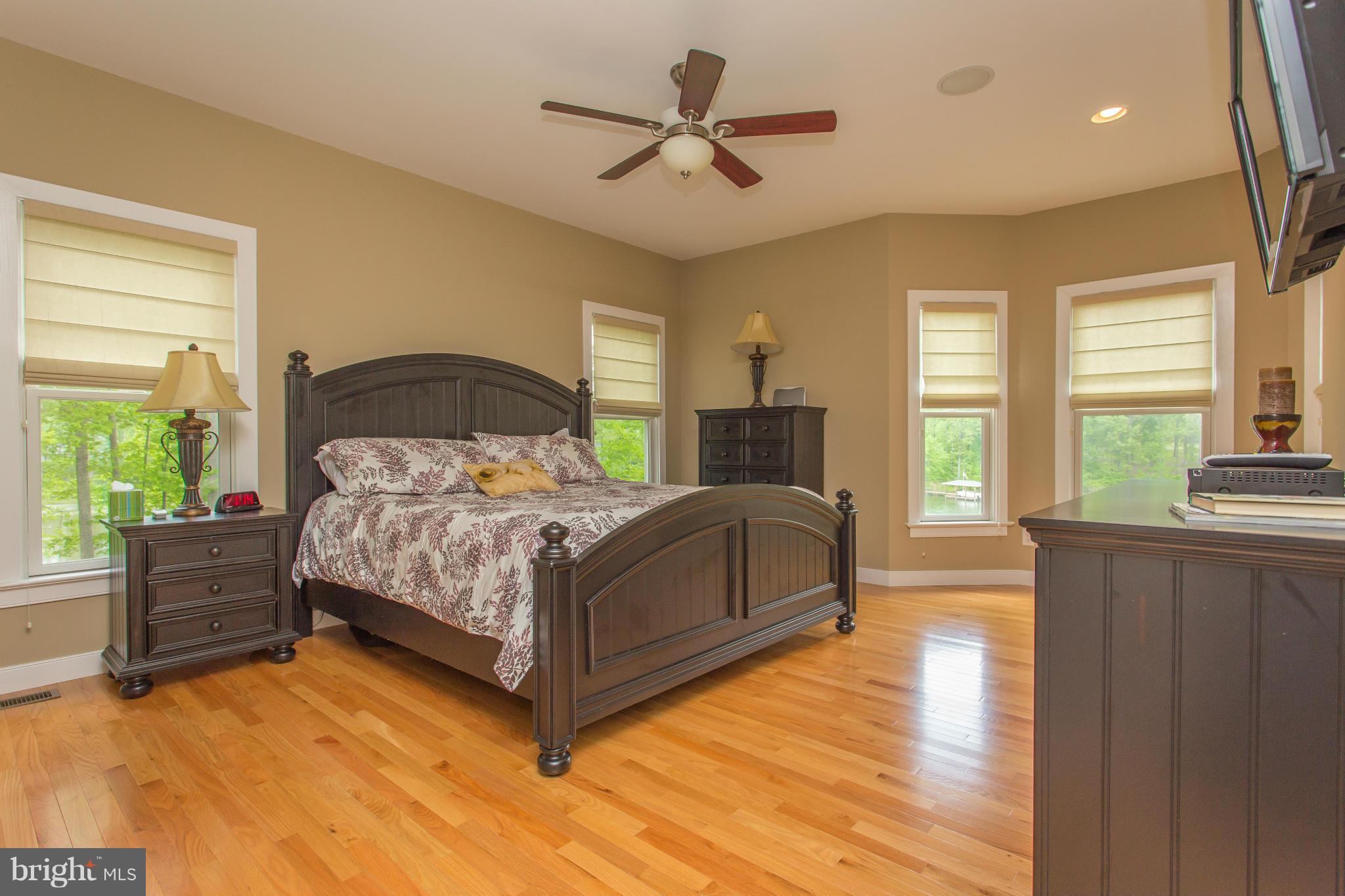 THE WATERS - Residential