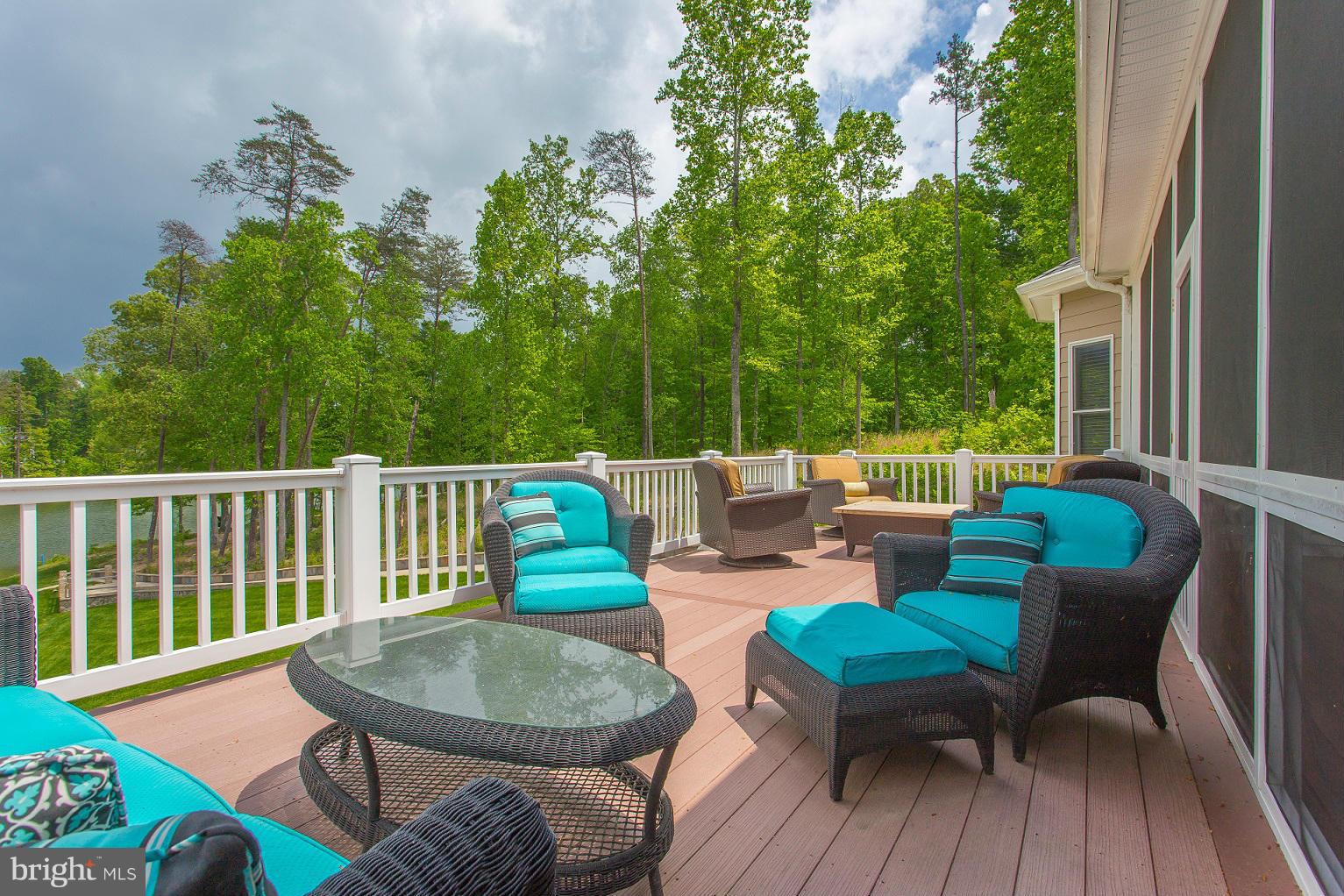 THE WATERS - Residential