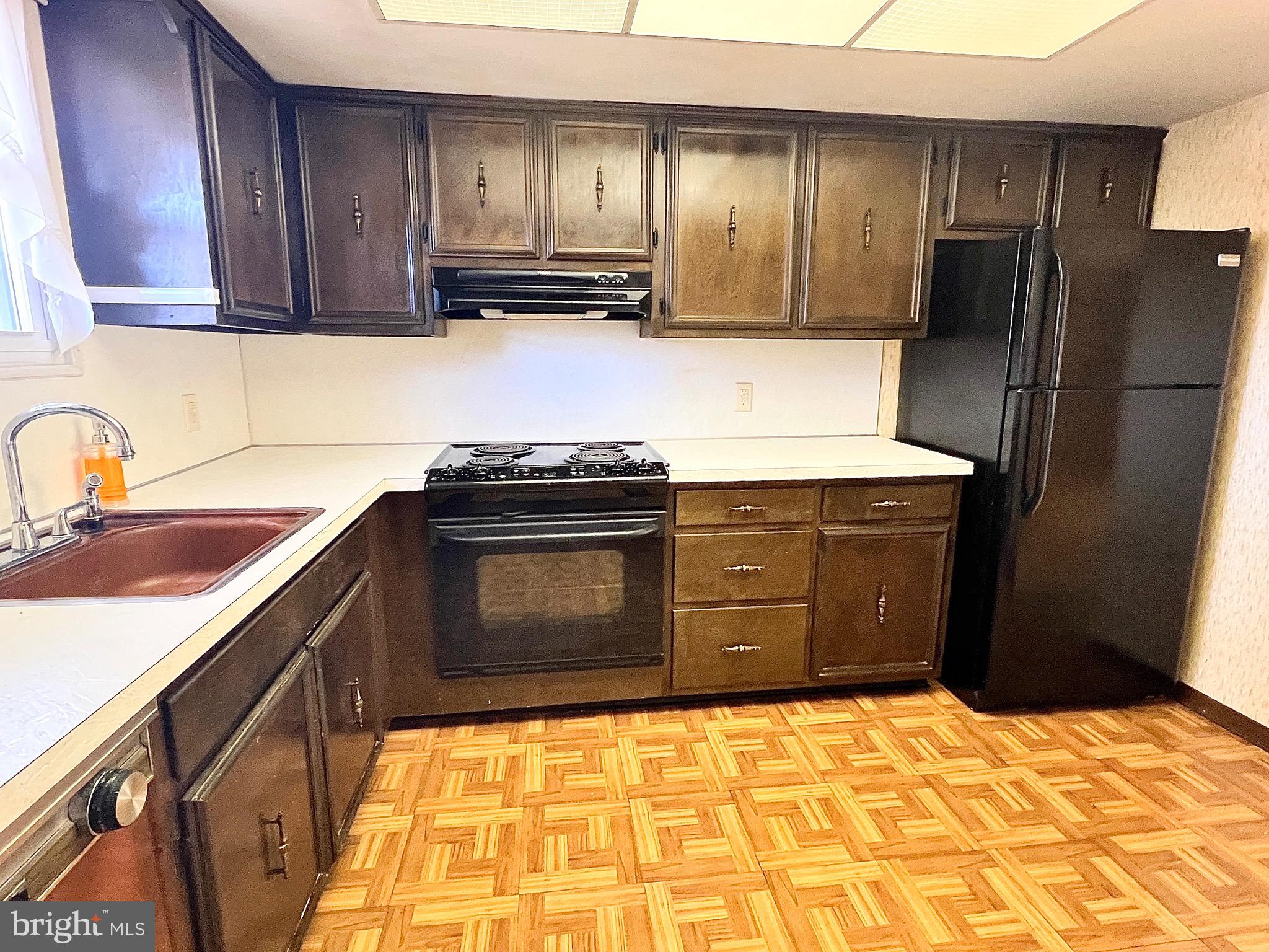 ENGLEWOOD - Residential