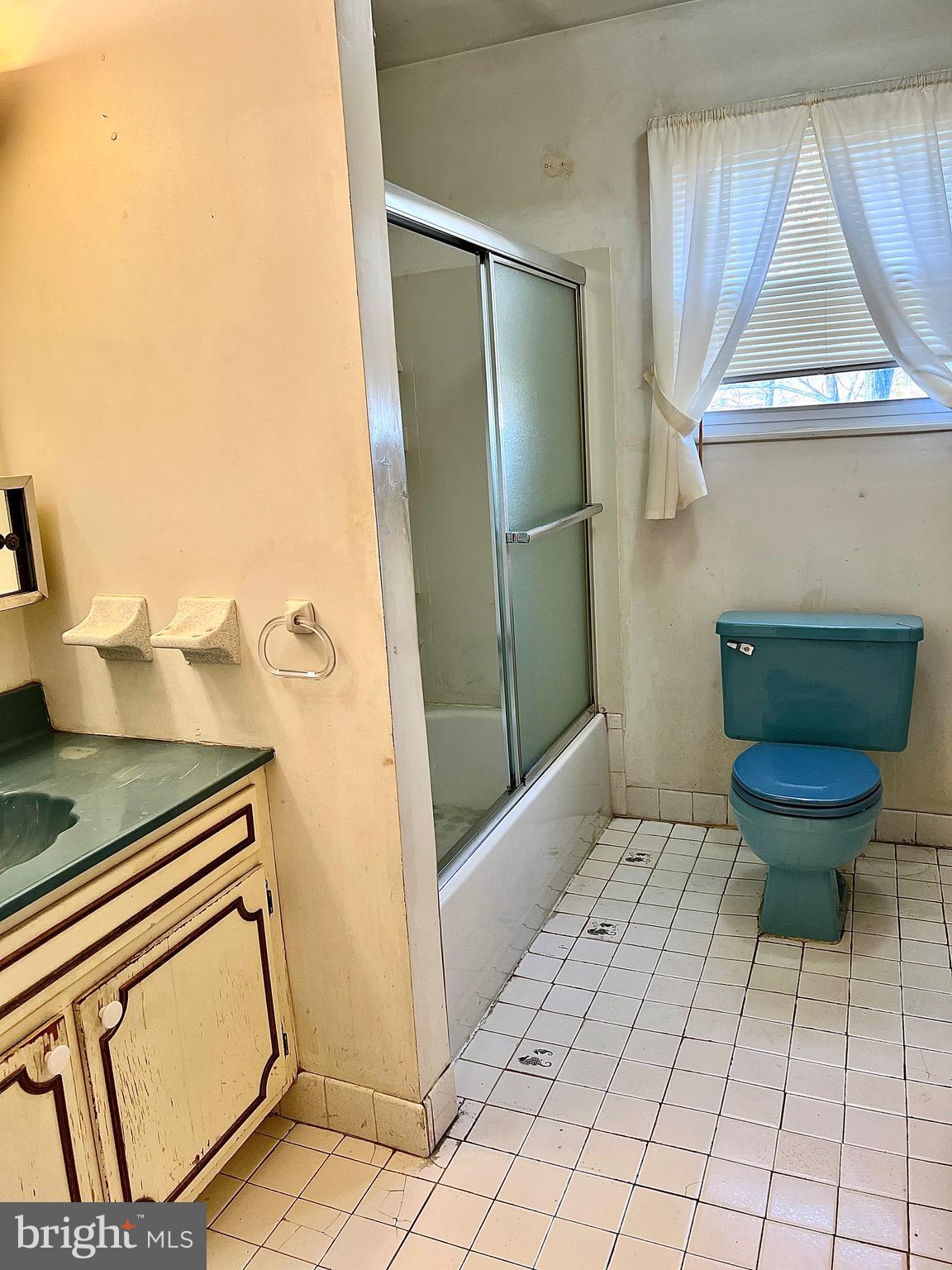 ENGLEWOOD - Residential