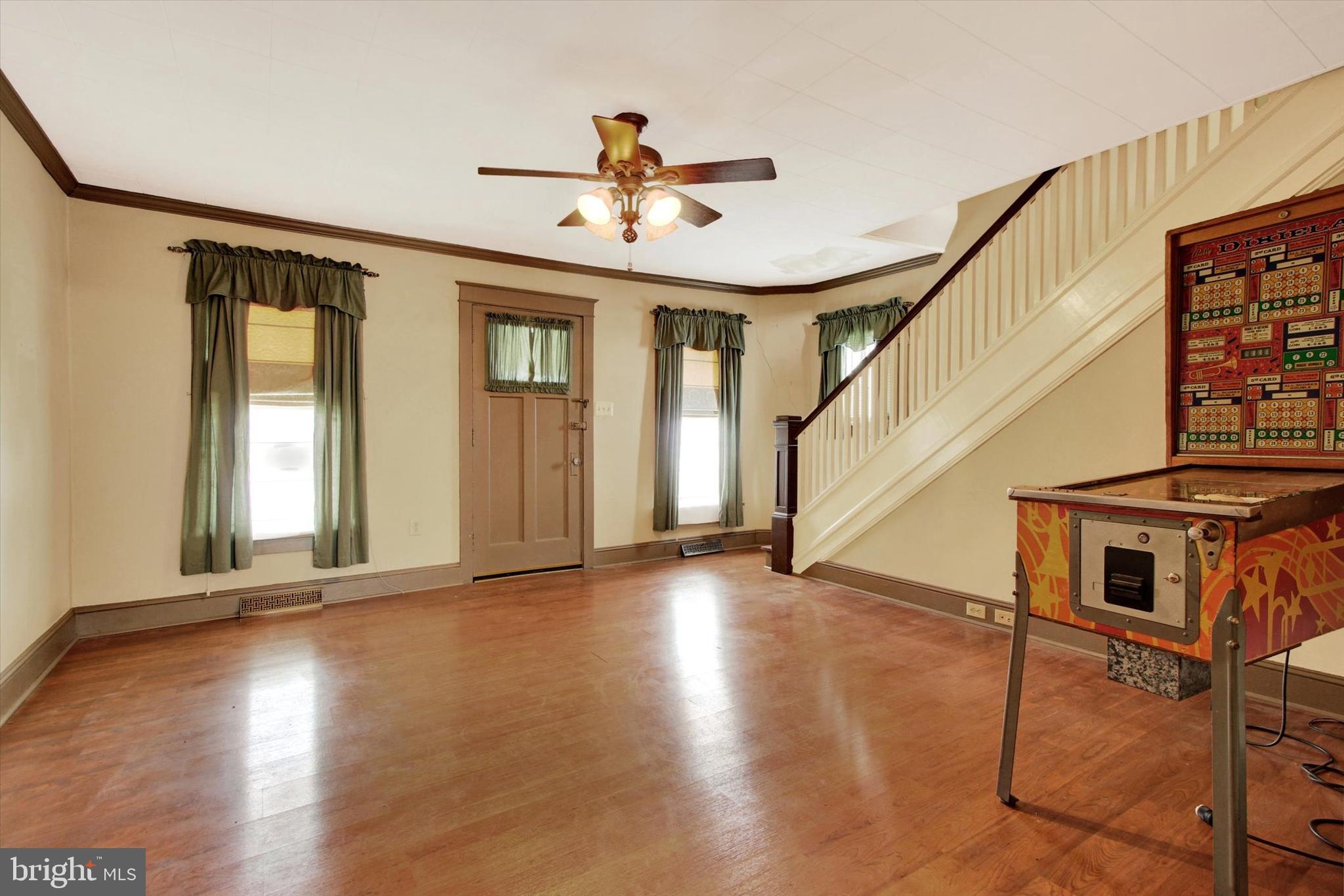 ALLEN FIELD - Residential