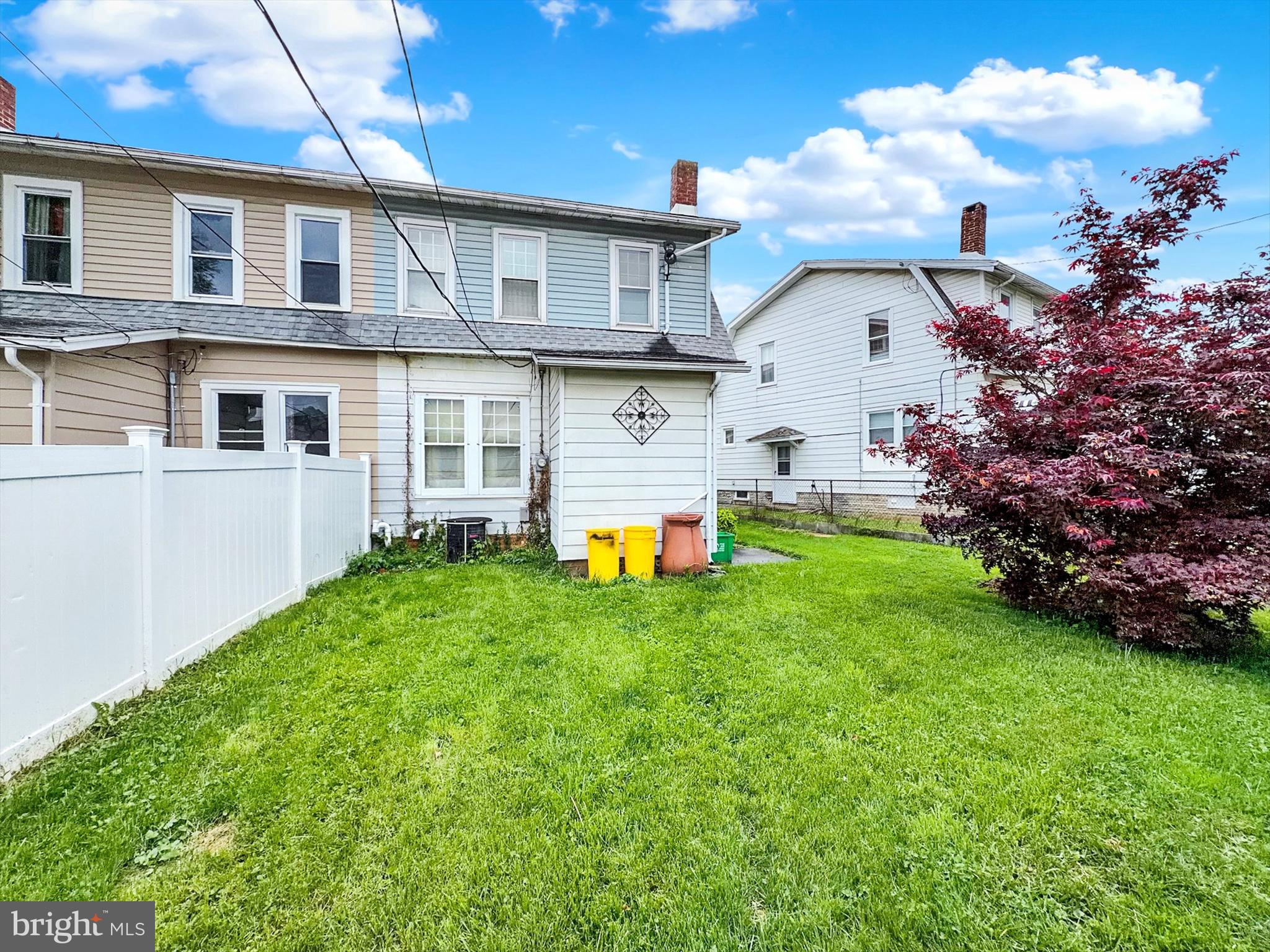 ALLEN FIELD - Residential