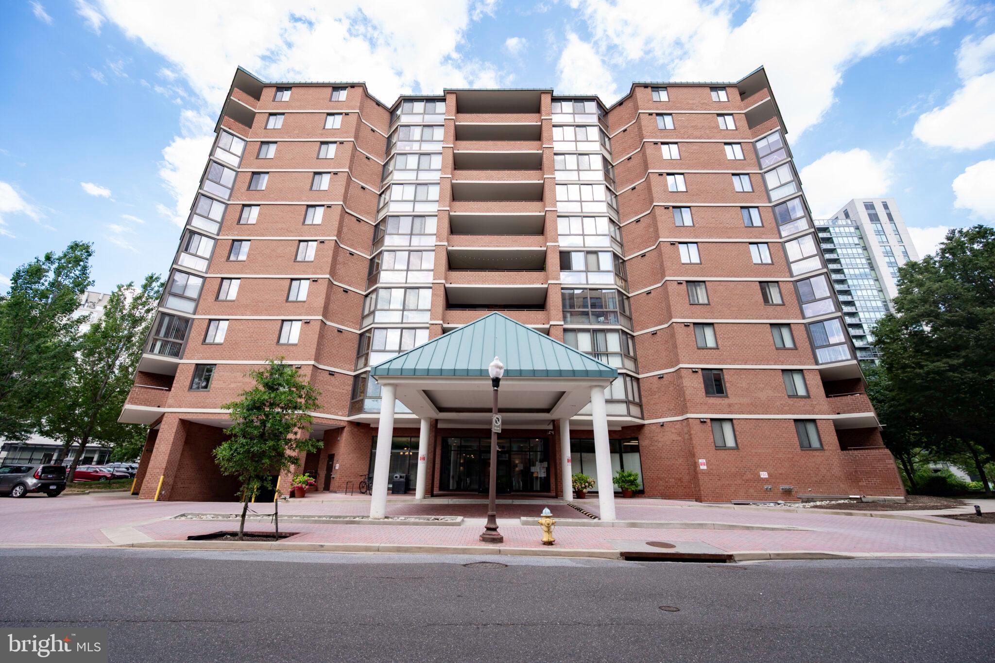 1001 N RANDOLPH STREET 212