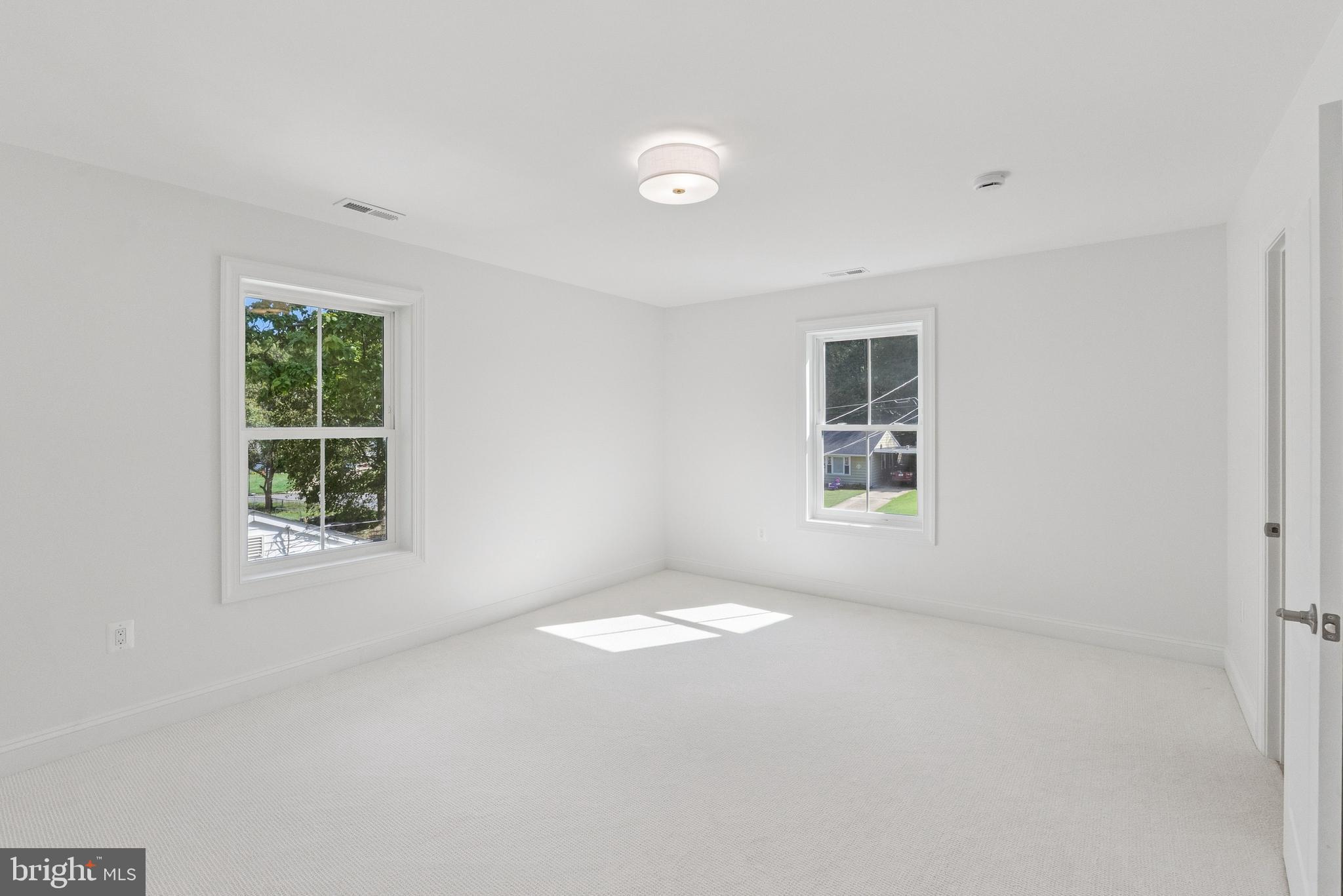 DOUGLAS PARK - Residential