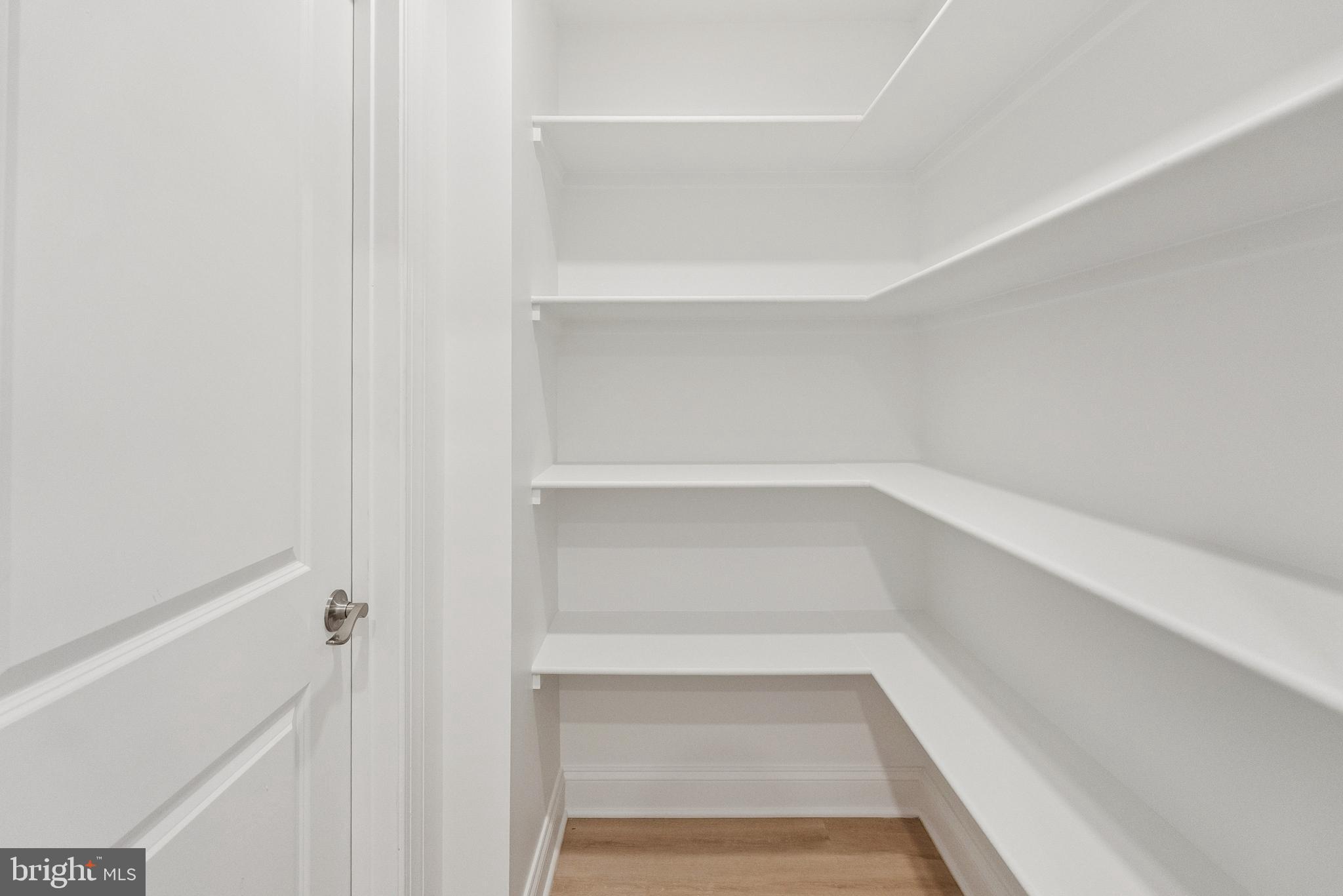 DOUGLAS PARK - Residential