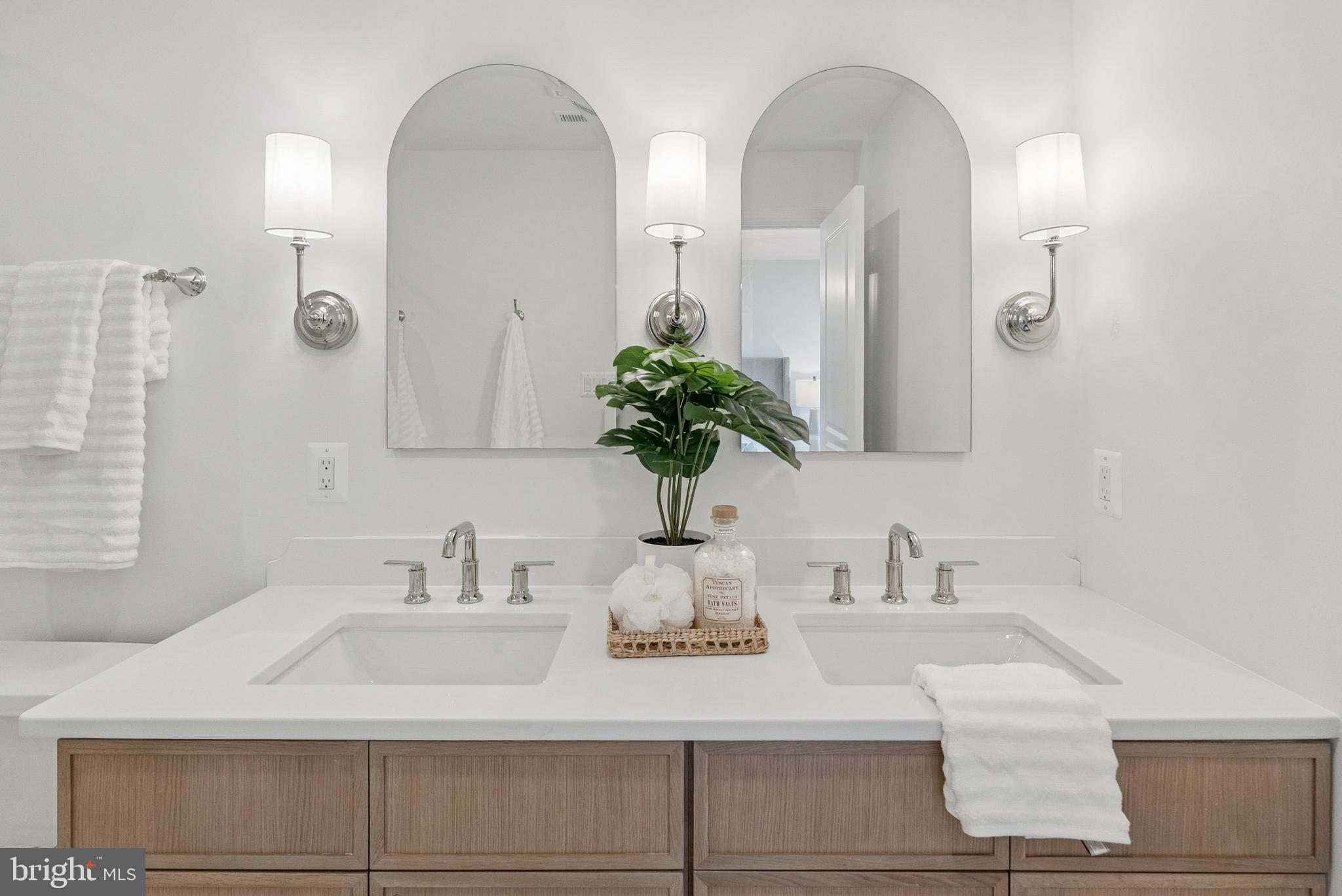 DOUGLAS PARK - Residential