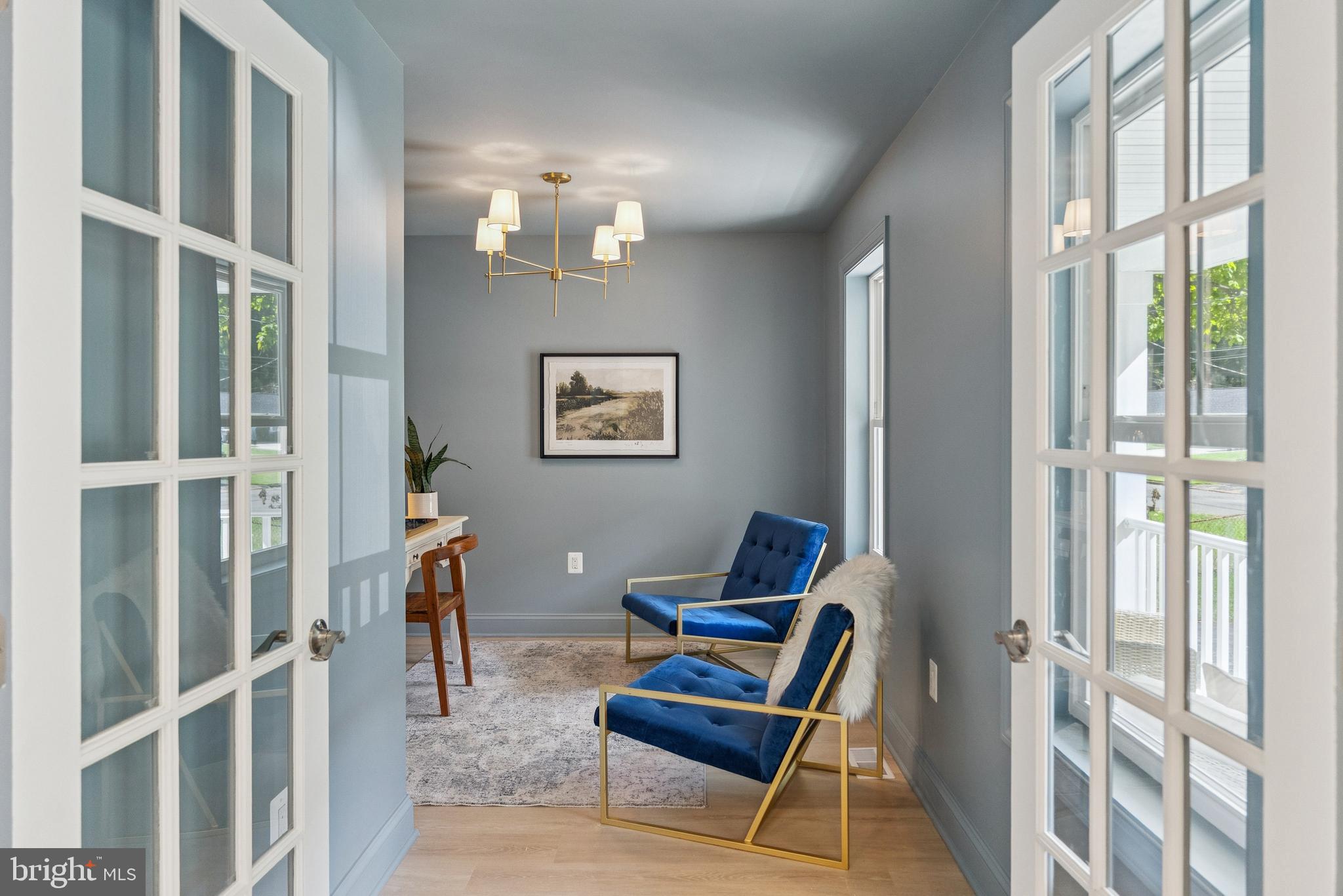 DOUGLAS PARK - Residential