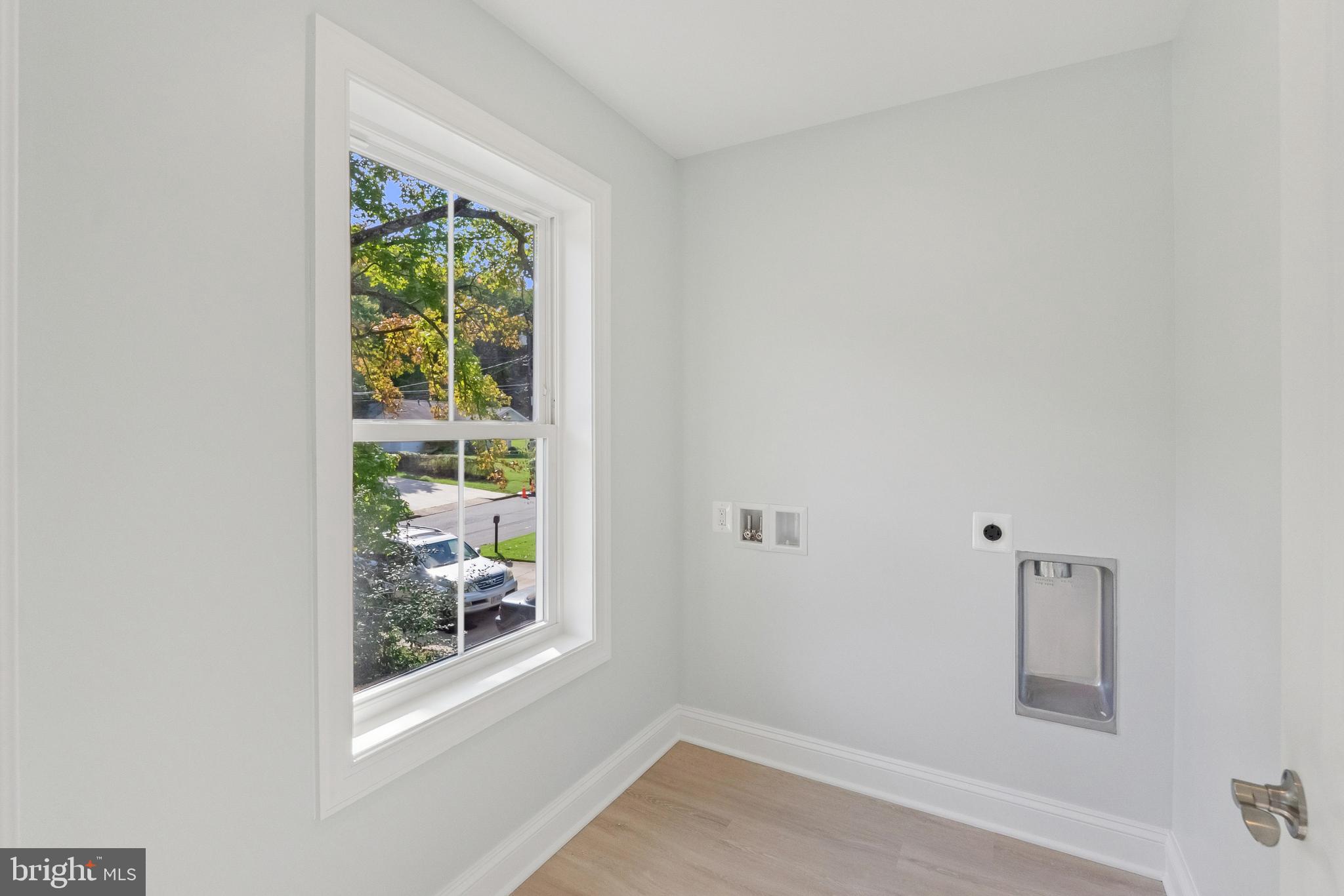 DOUGLAS PARK - Residential