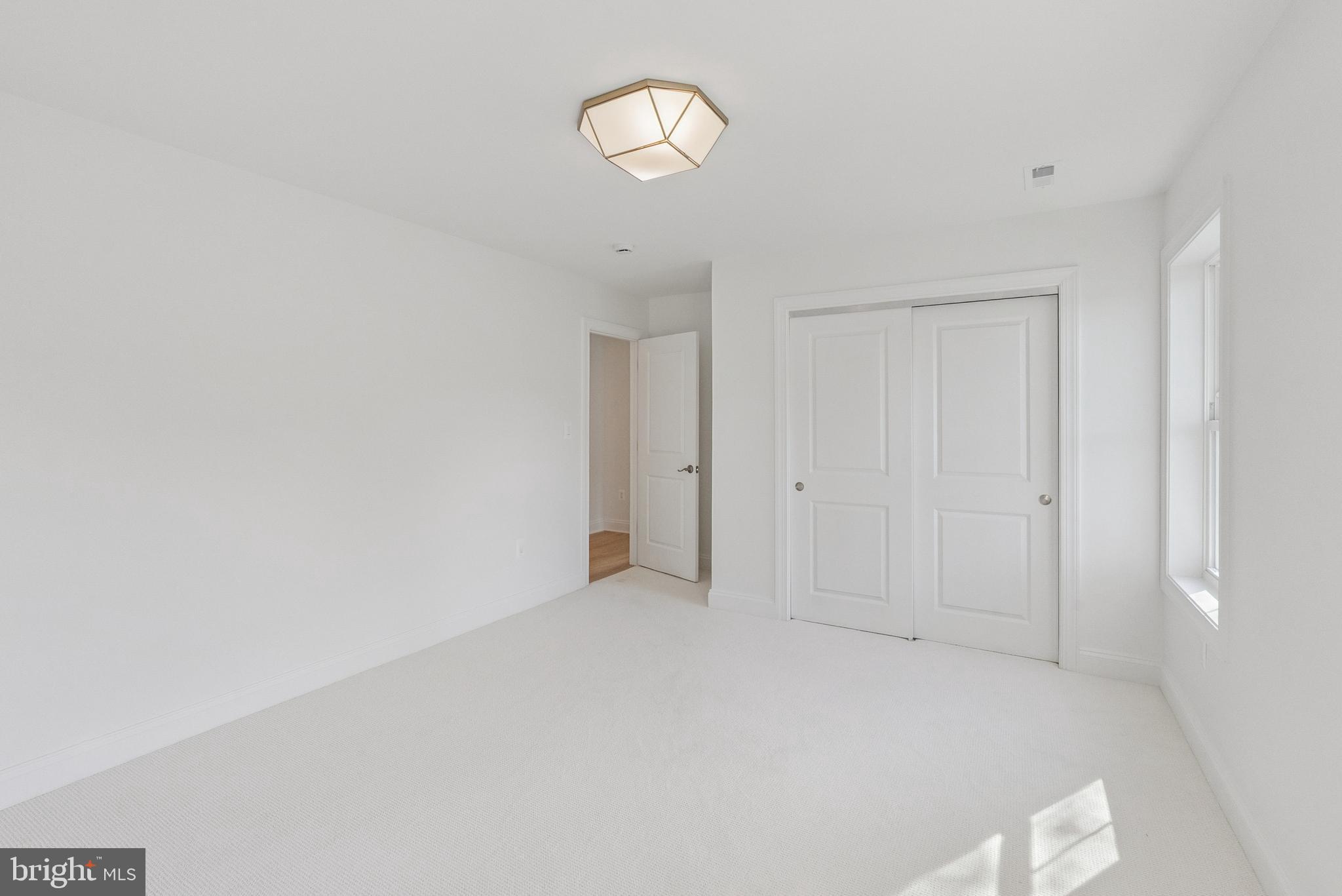 DOUGLAS PARK - Residential