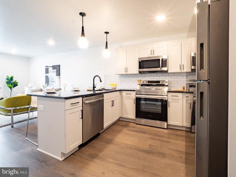 Condo For Rent - 6808 Ridge Avenue #404<br/> PHILADELPHIA, PA 19128