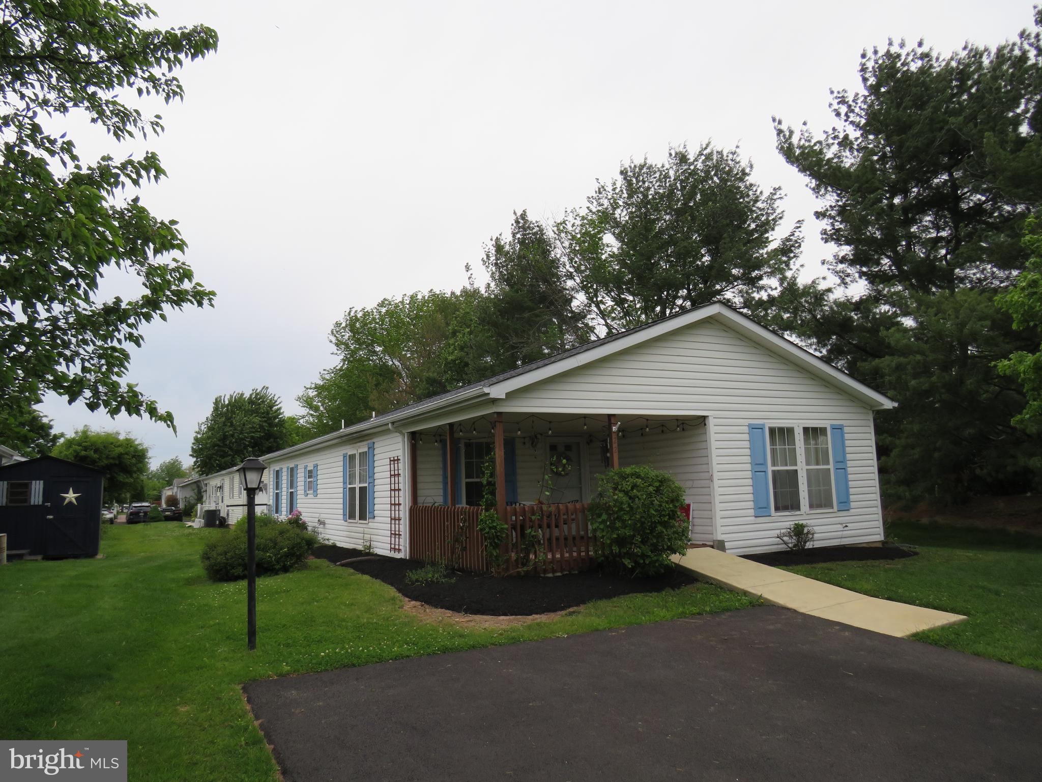BUCKINGHAM SPRINGS - Residential