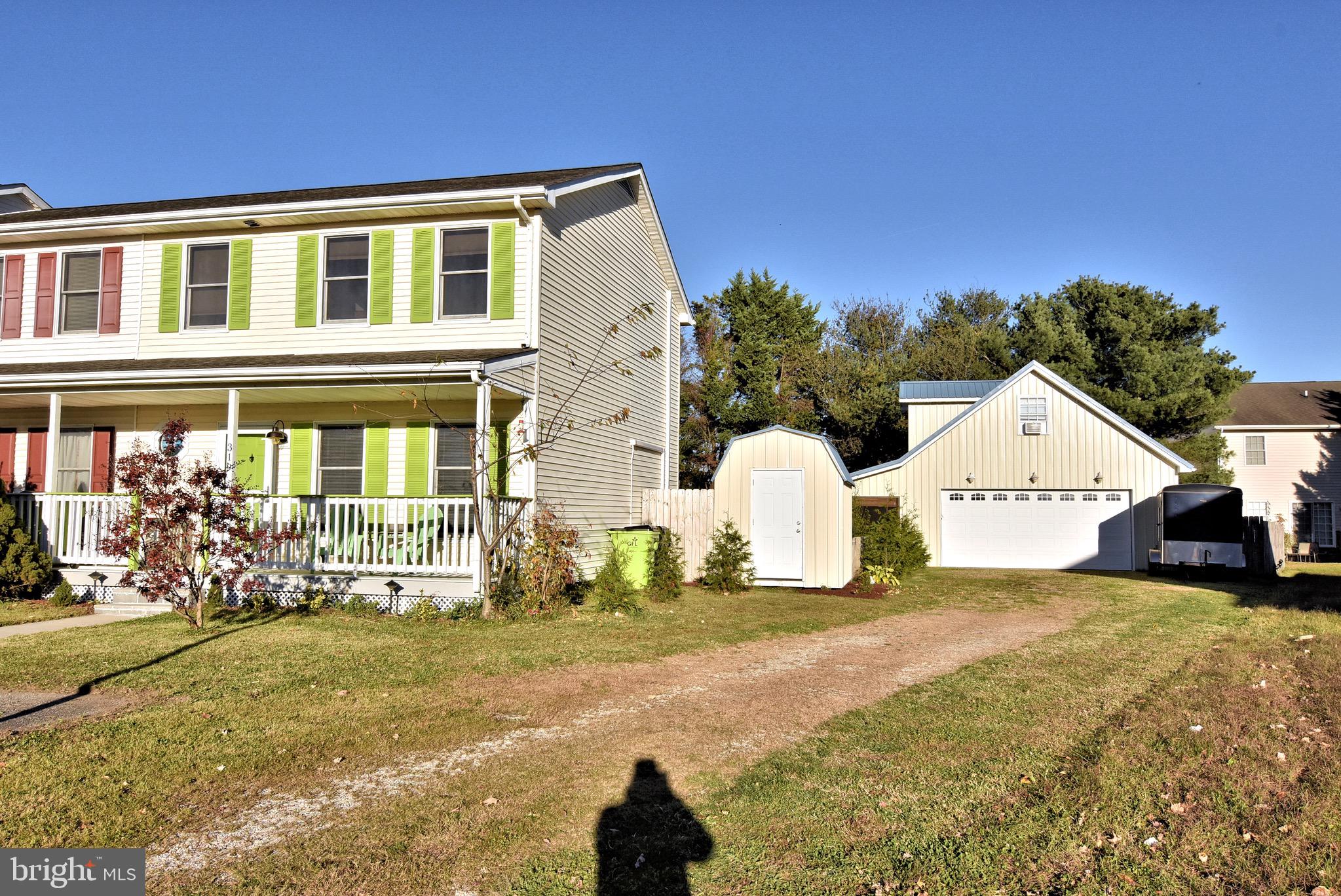 319 S SPINNAKER LANE