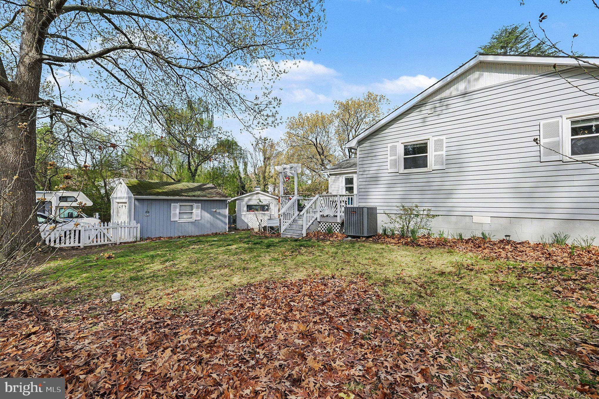 BLUFF POINT - Residential