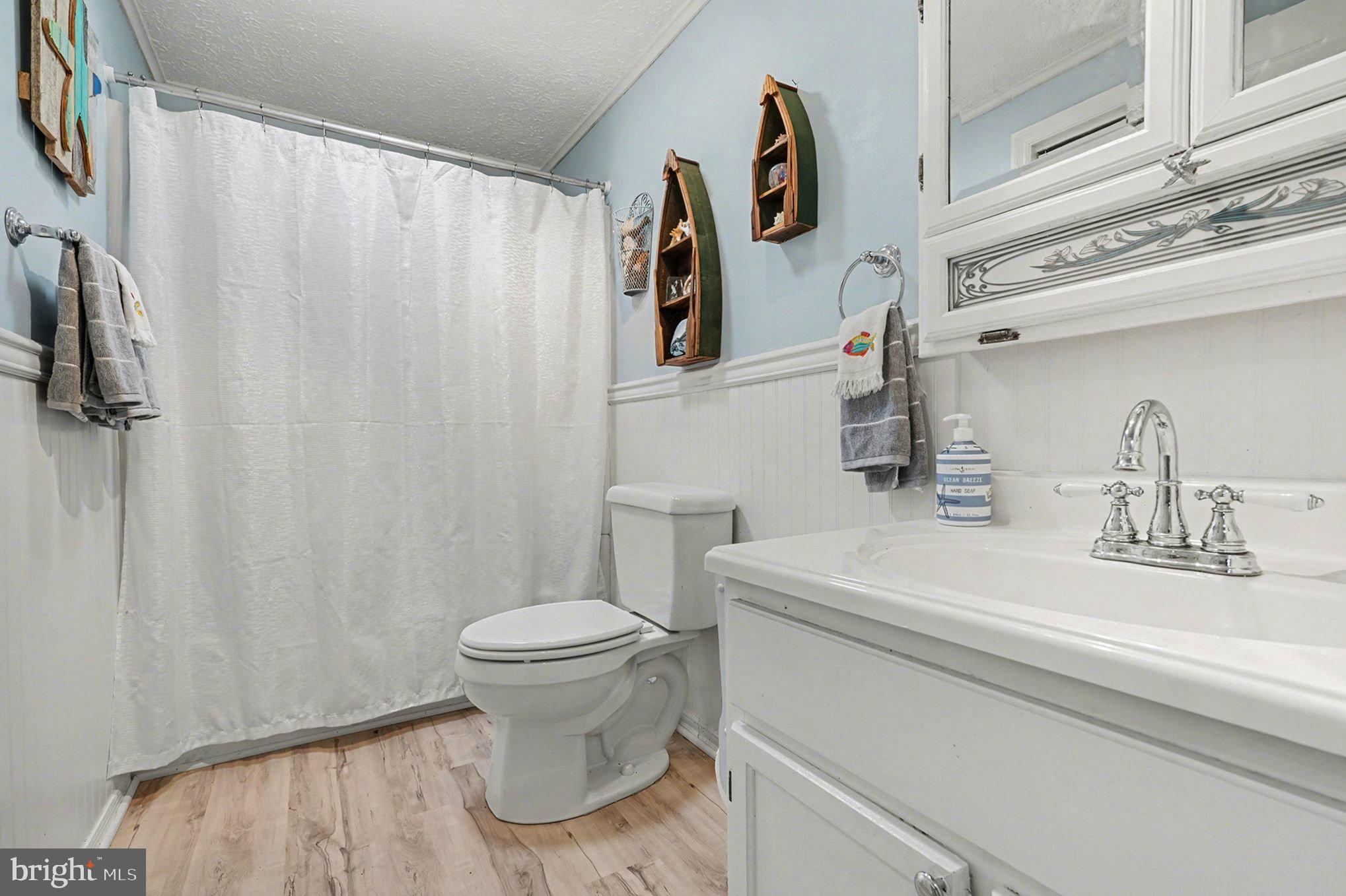 BLUFF POINT - Residential