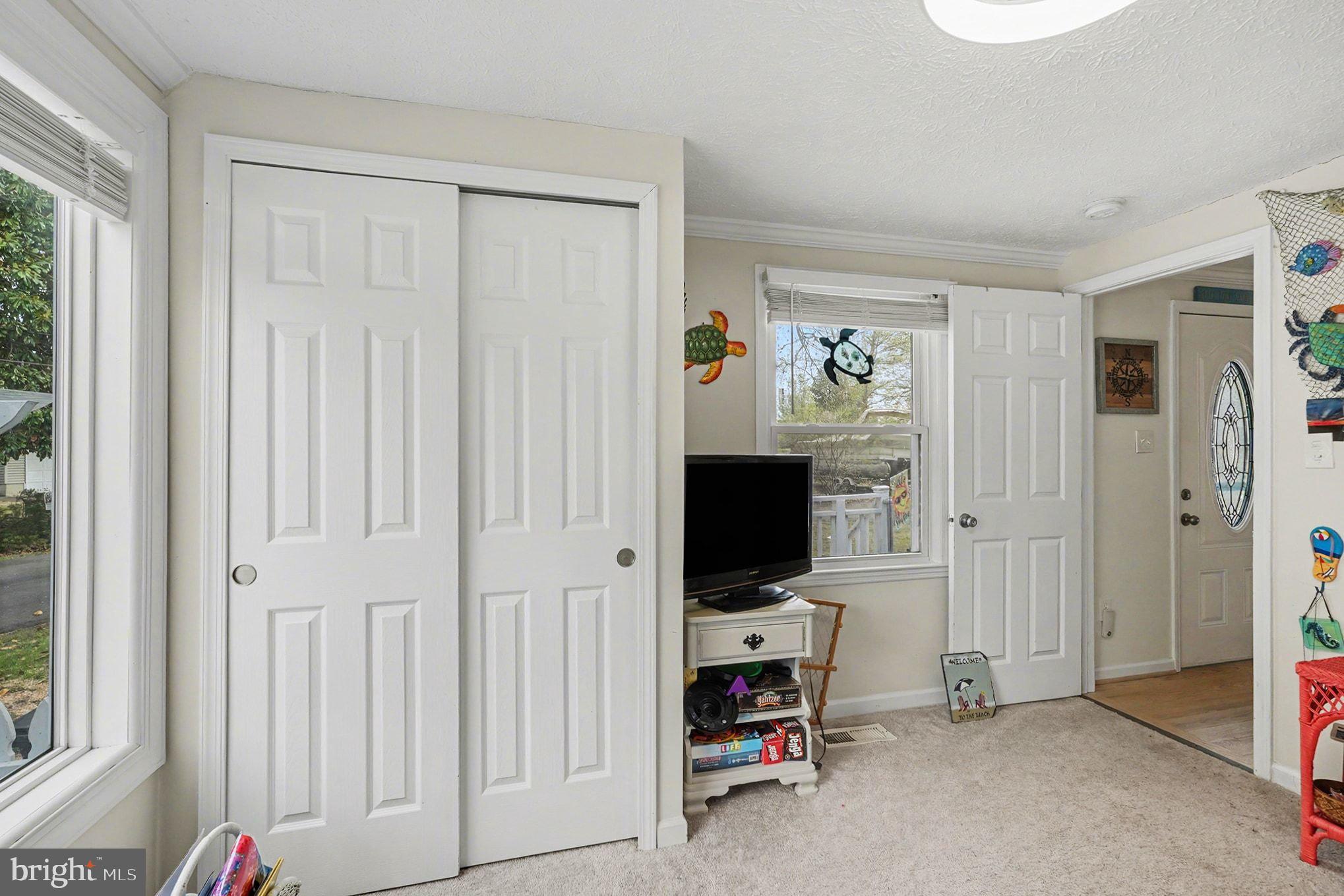 BLUFF POINT - Residential