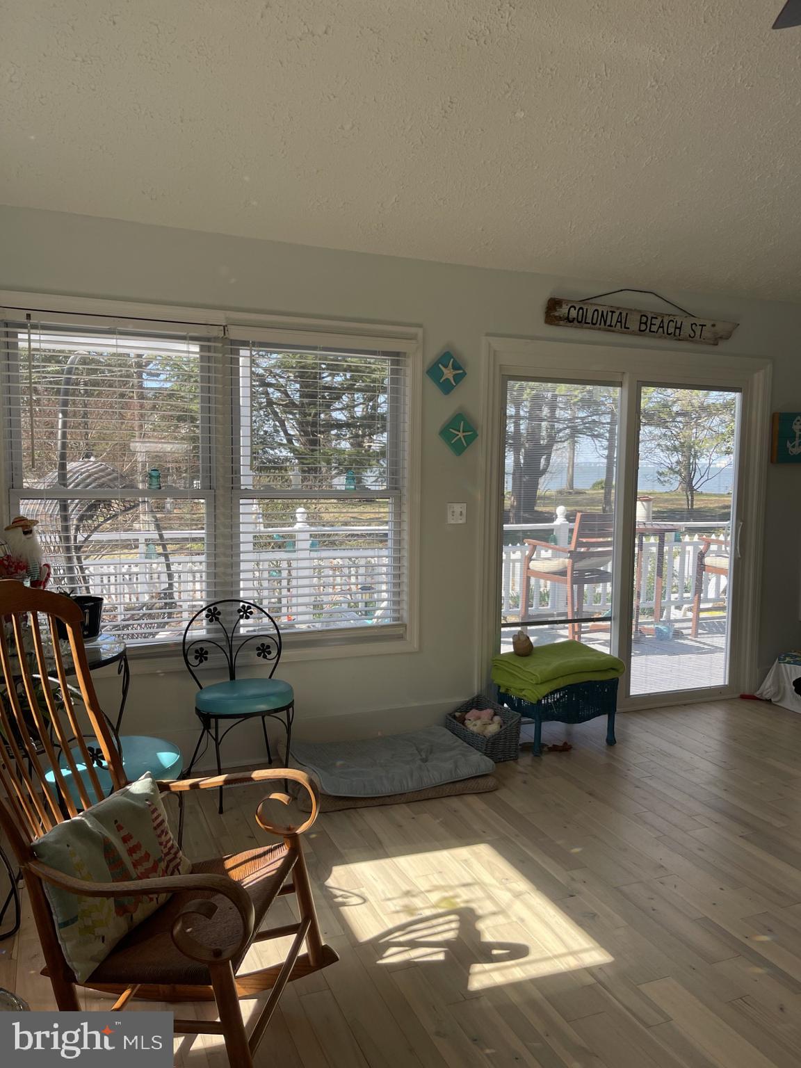 BLUFF POINT - Residential