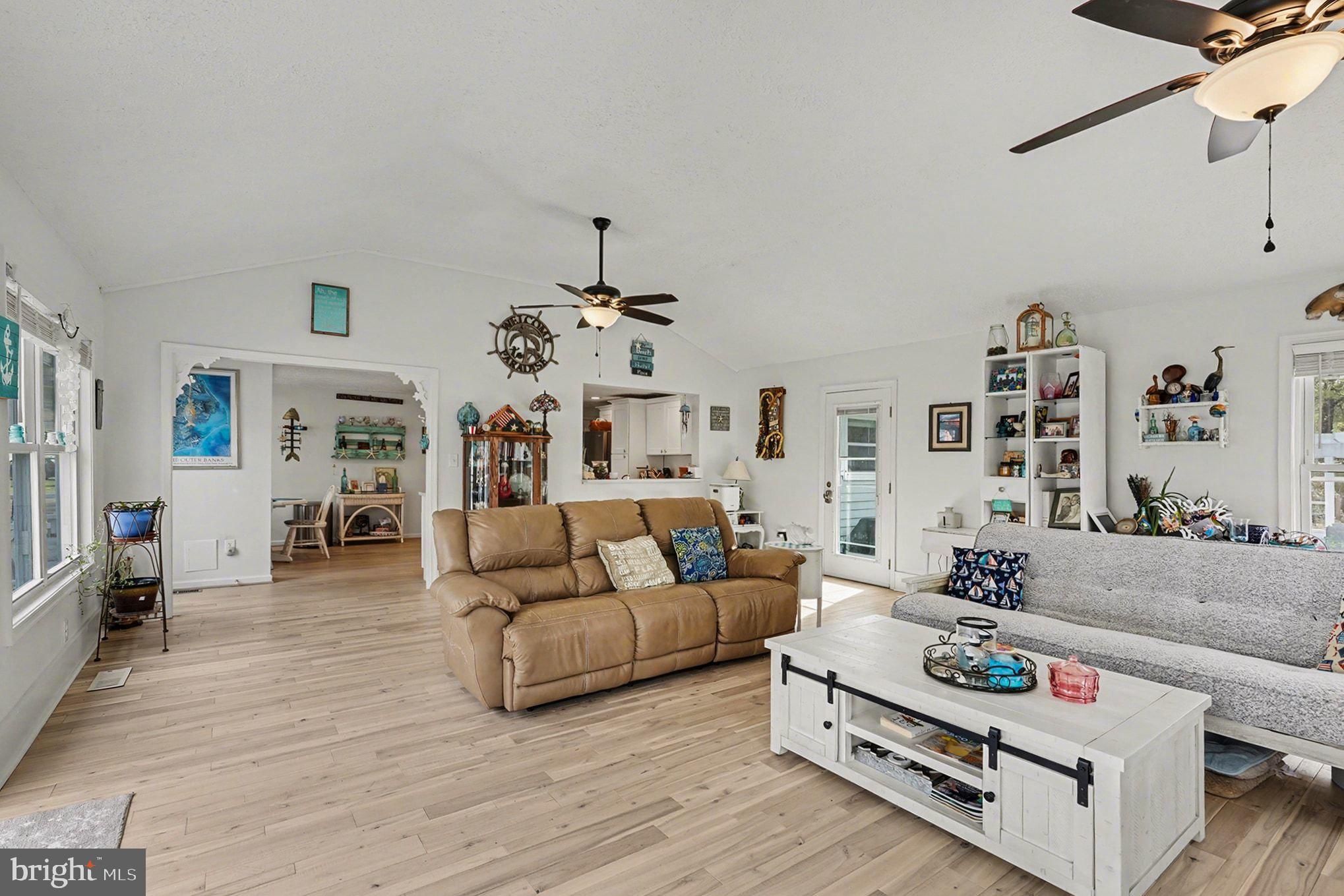 BLUFF POINT - Residential