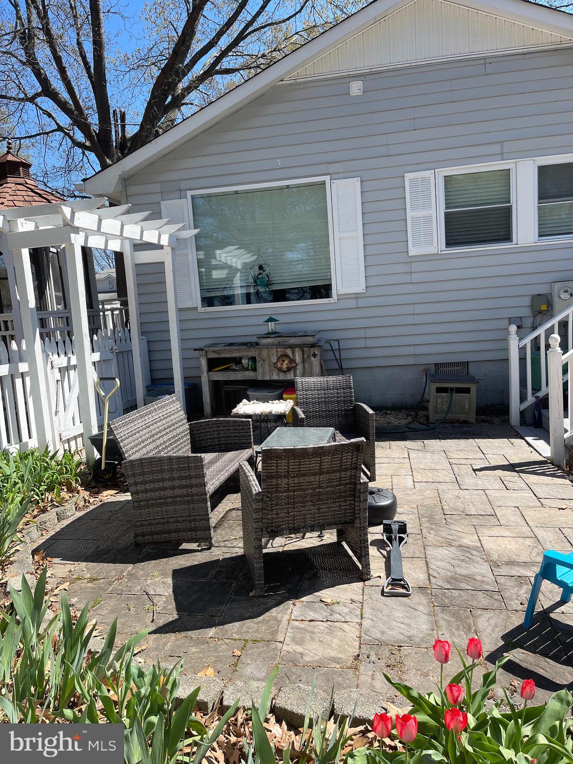 BLUFF POINT - Residential