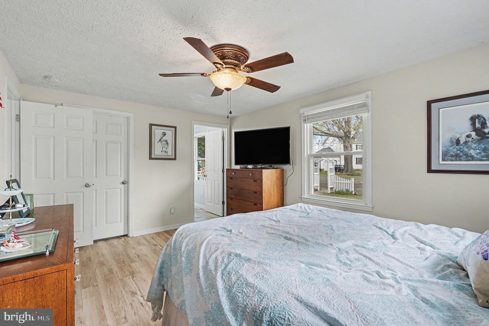 BLUFF POINT - Residential