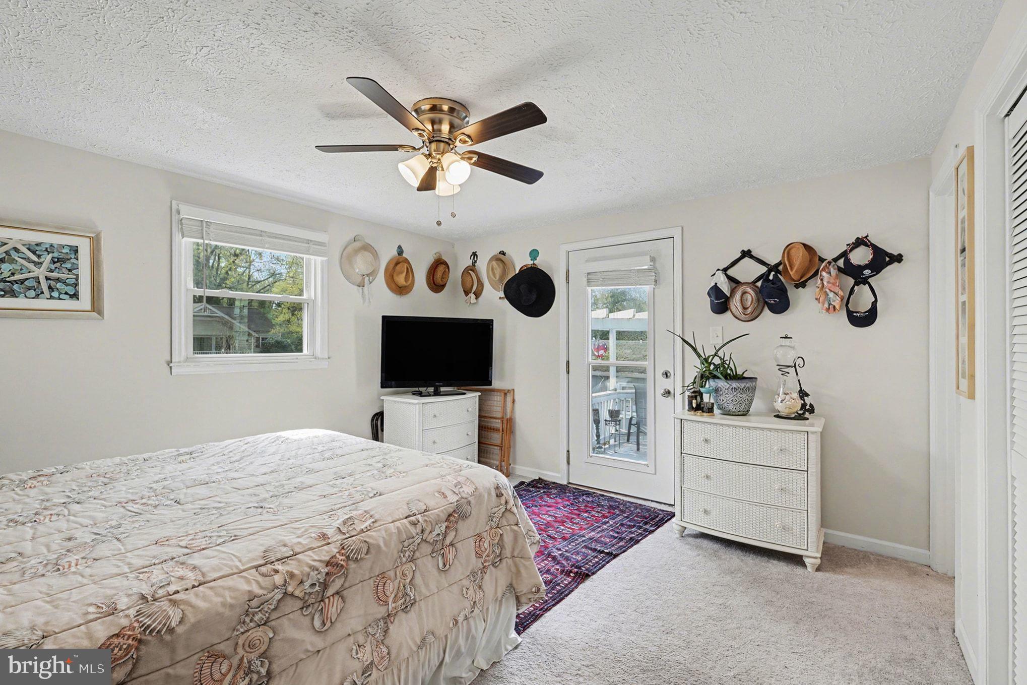 BLUFF POINT - Residential