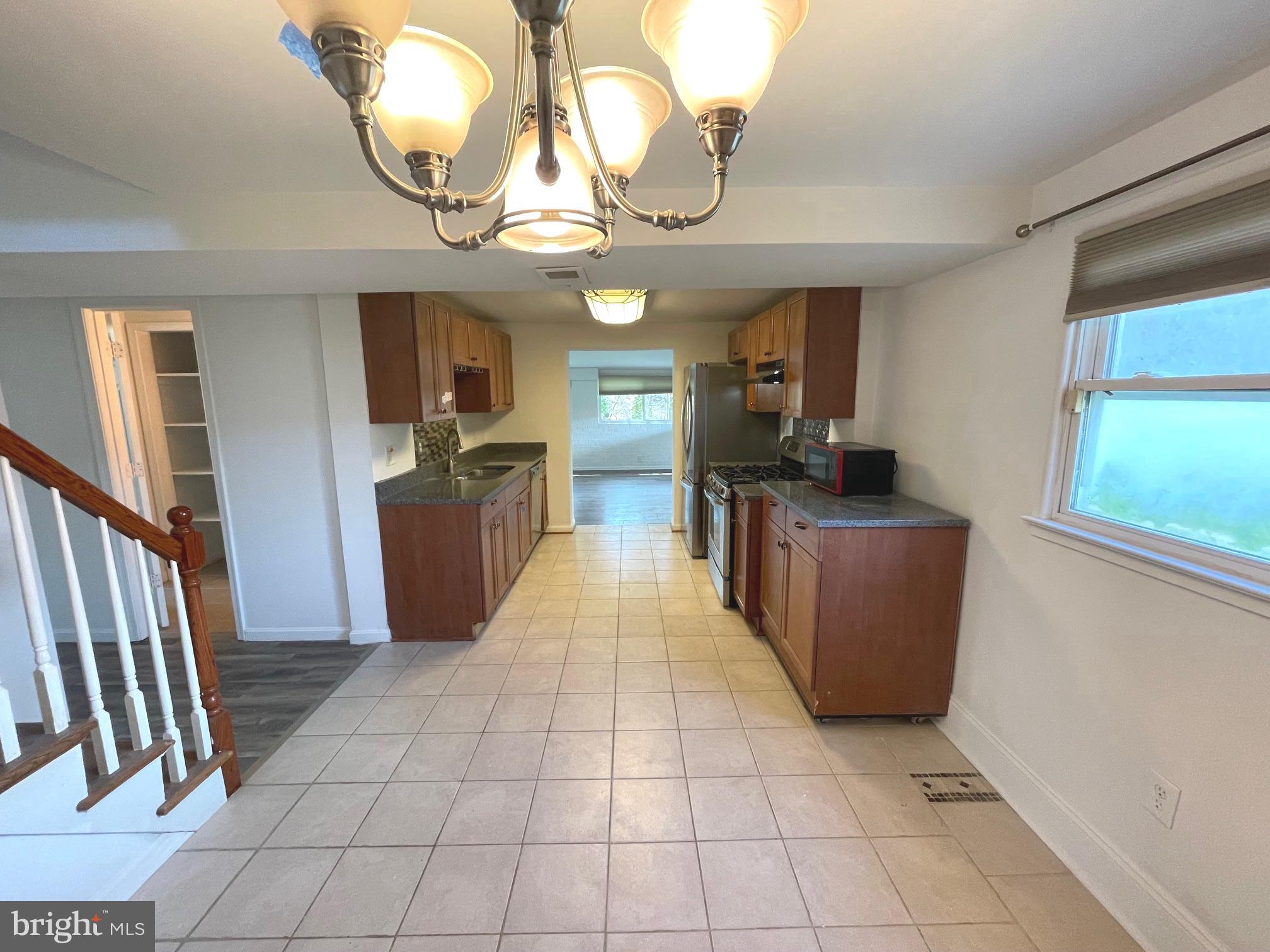 WOODBRIDGE - Residential Lease