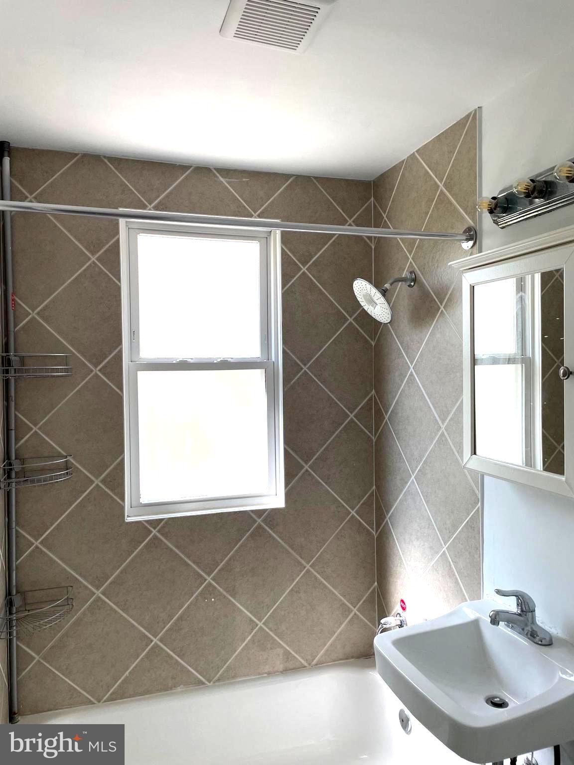 WOODBRIDGE - Residential Lease