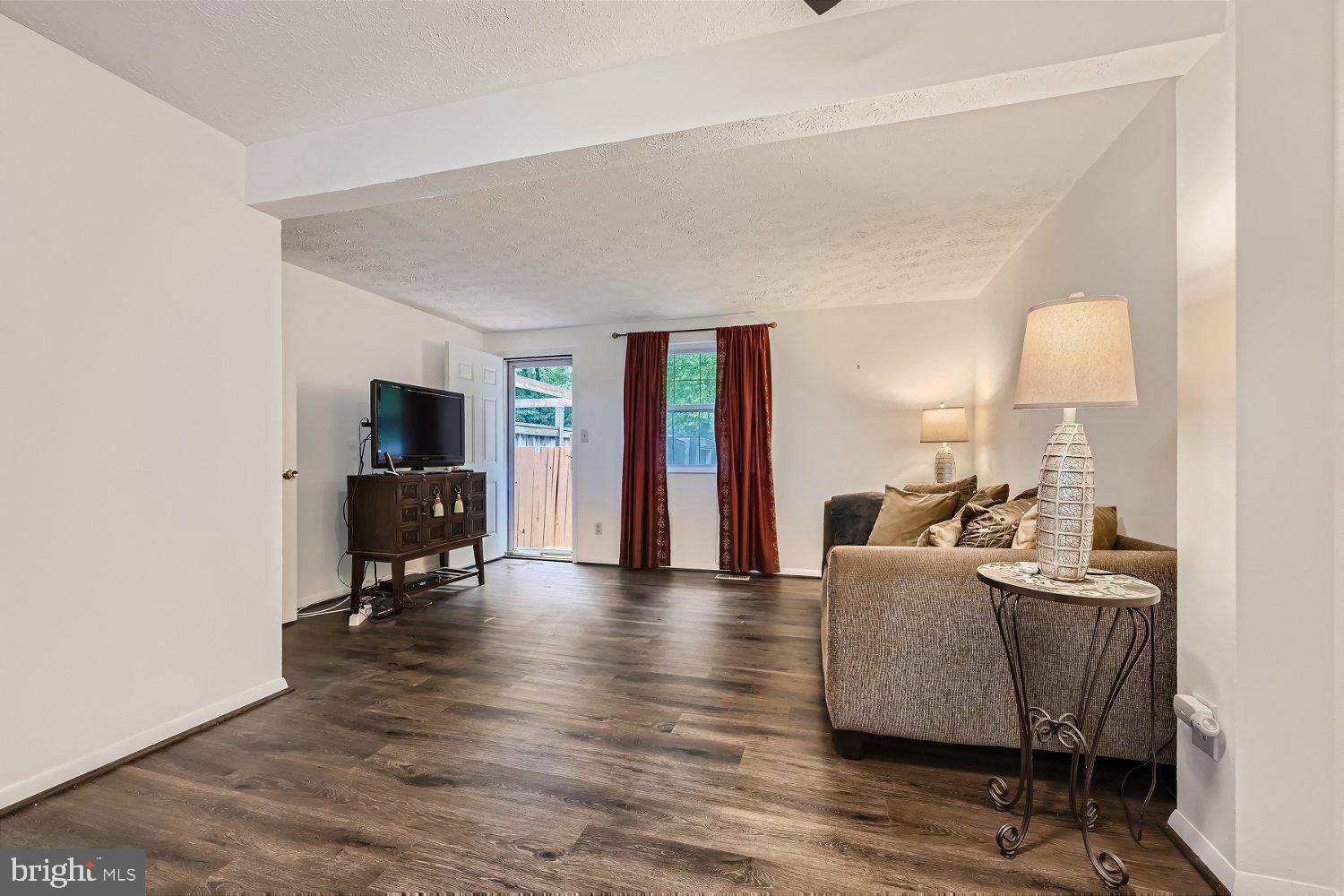 HARMANS WOODS - Residential