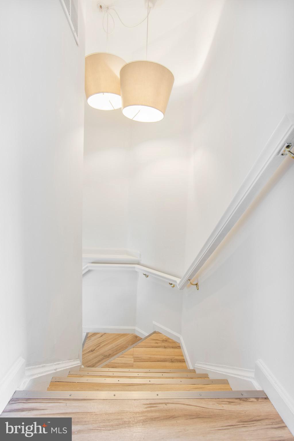 BCKGHM CND@OWGS MS NW TN - Residential