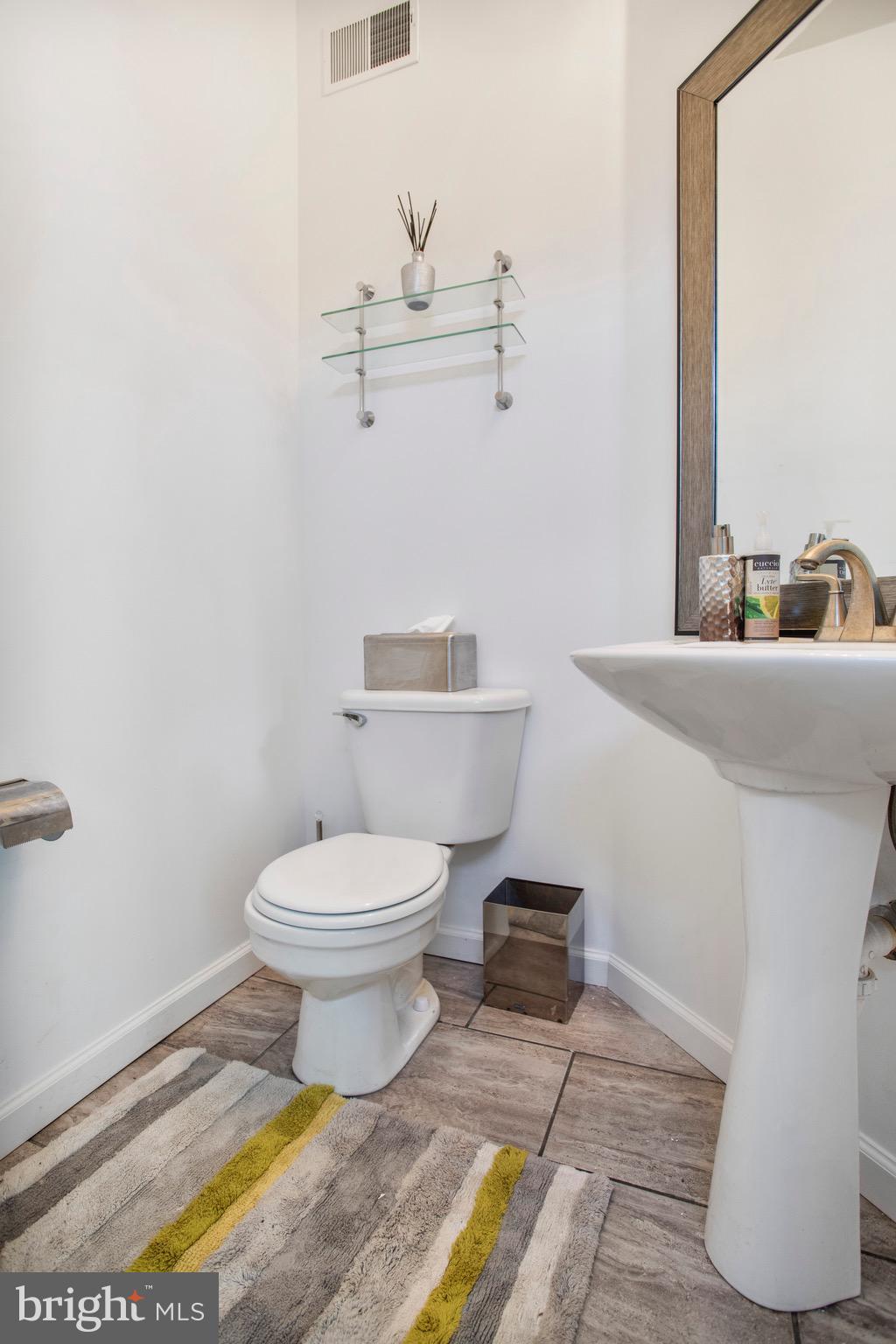 BCKGHM CND@OWGS MS NW TN - Residential