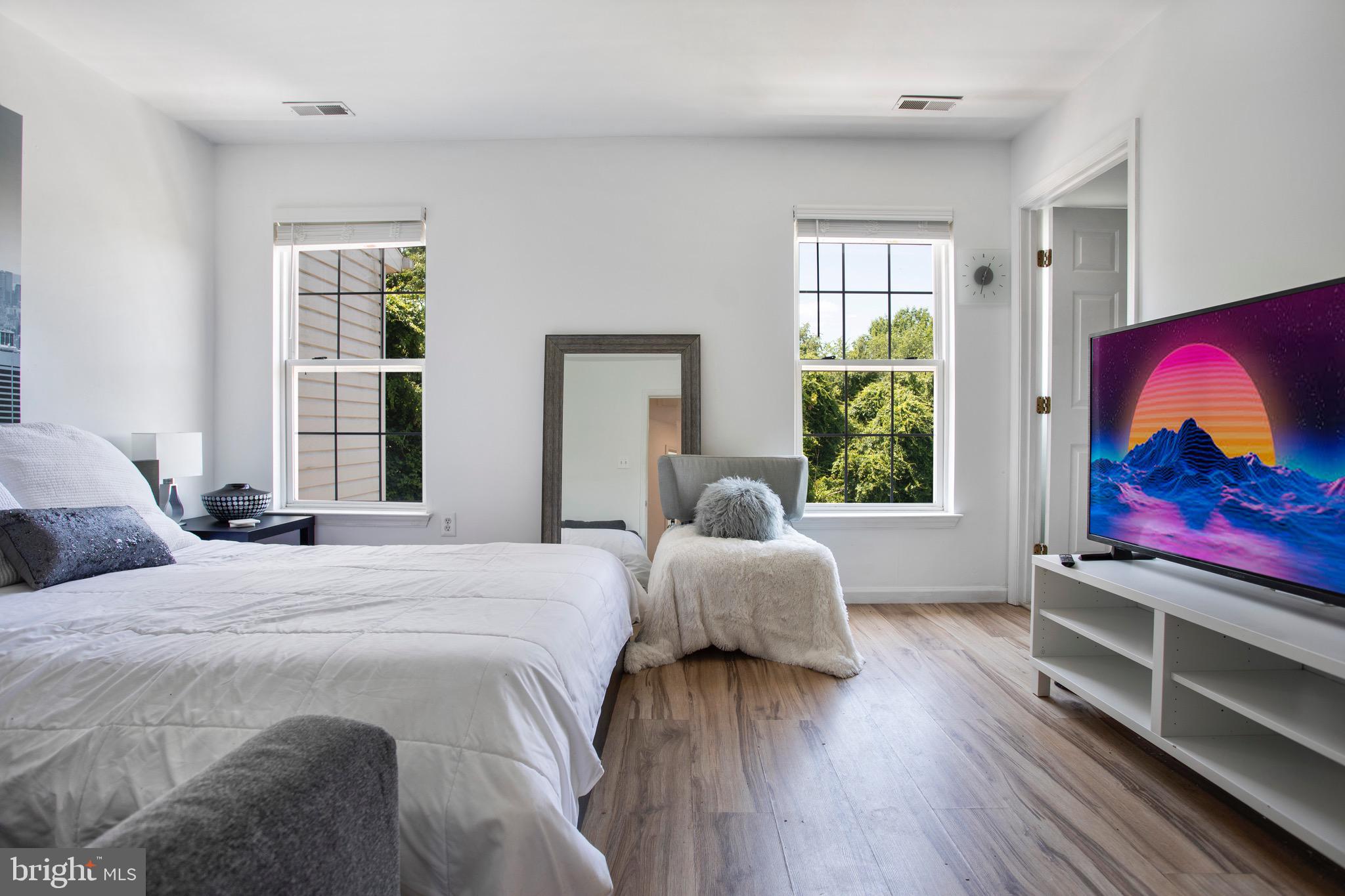 BCKGHM CND@OWGS MS NW TN - Residential