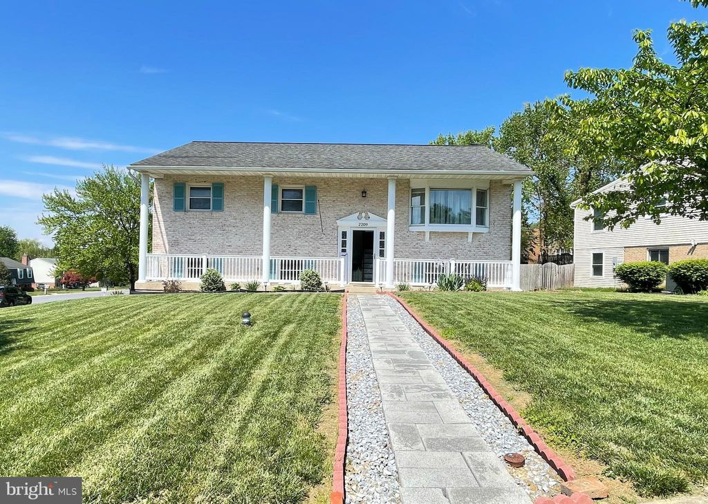 Photo of 2209 Bob White Lane, LANCASTER, PA 17601 (MLS # PALA2087462)