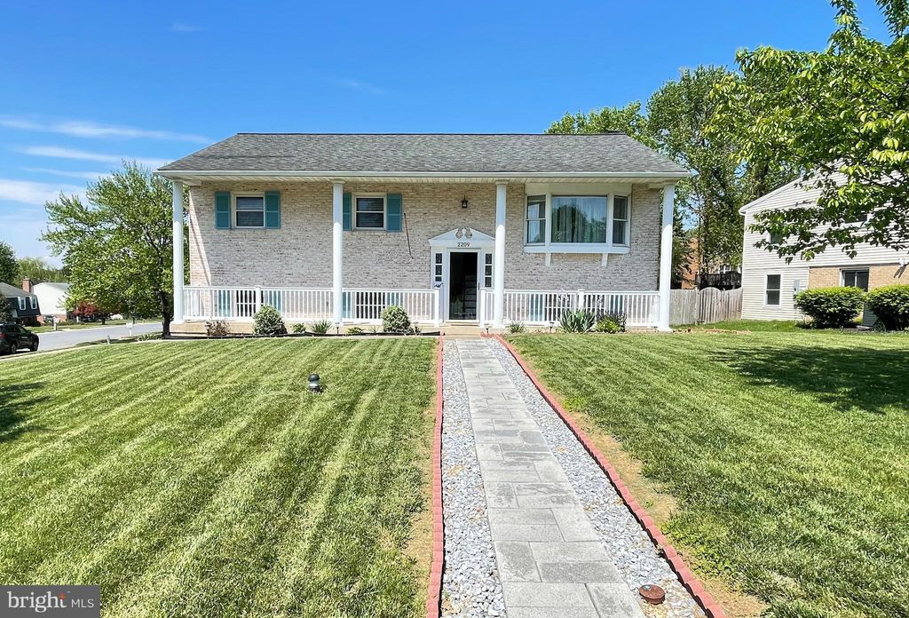 Photo of 2209 Bob White Lane, LANCASTER, PA 17601 (MLS # PALA2087462)