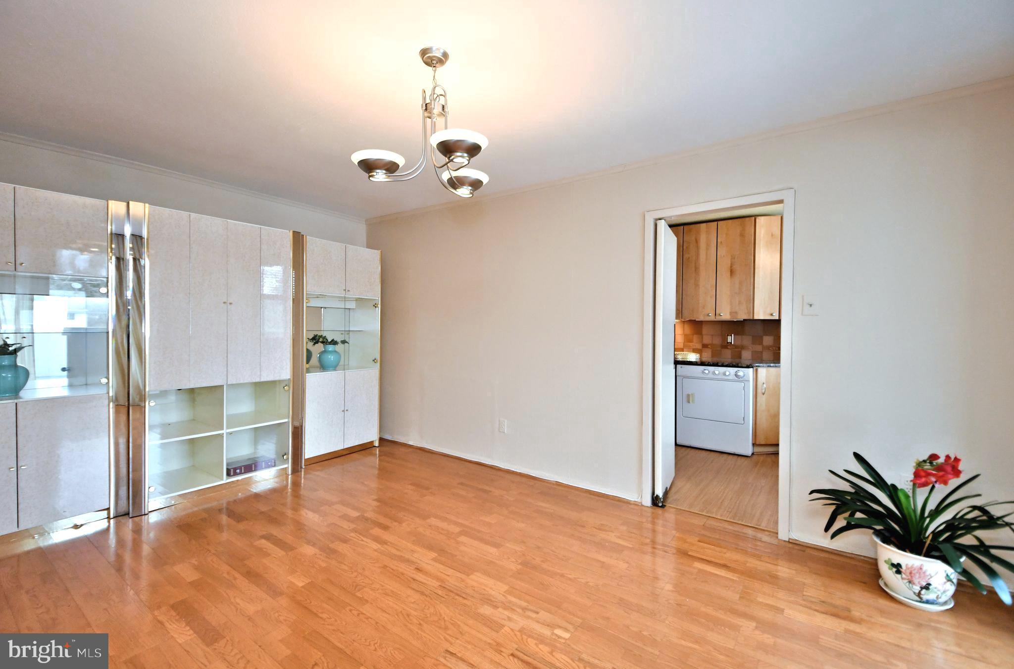 COVENTRY HOUSE - Residential