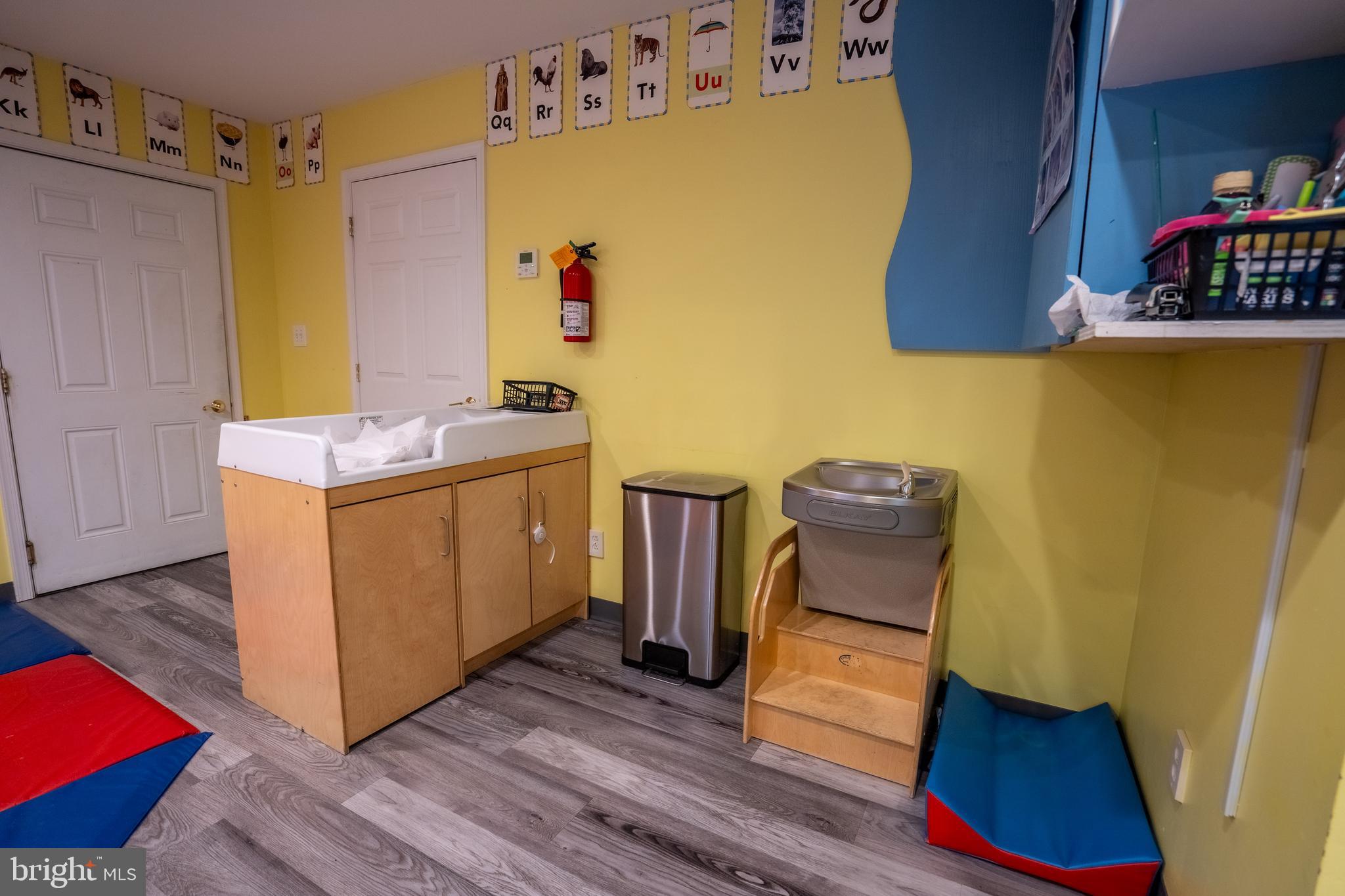 DENT HILL - Commercial Lease