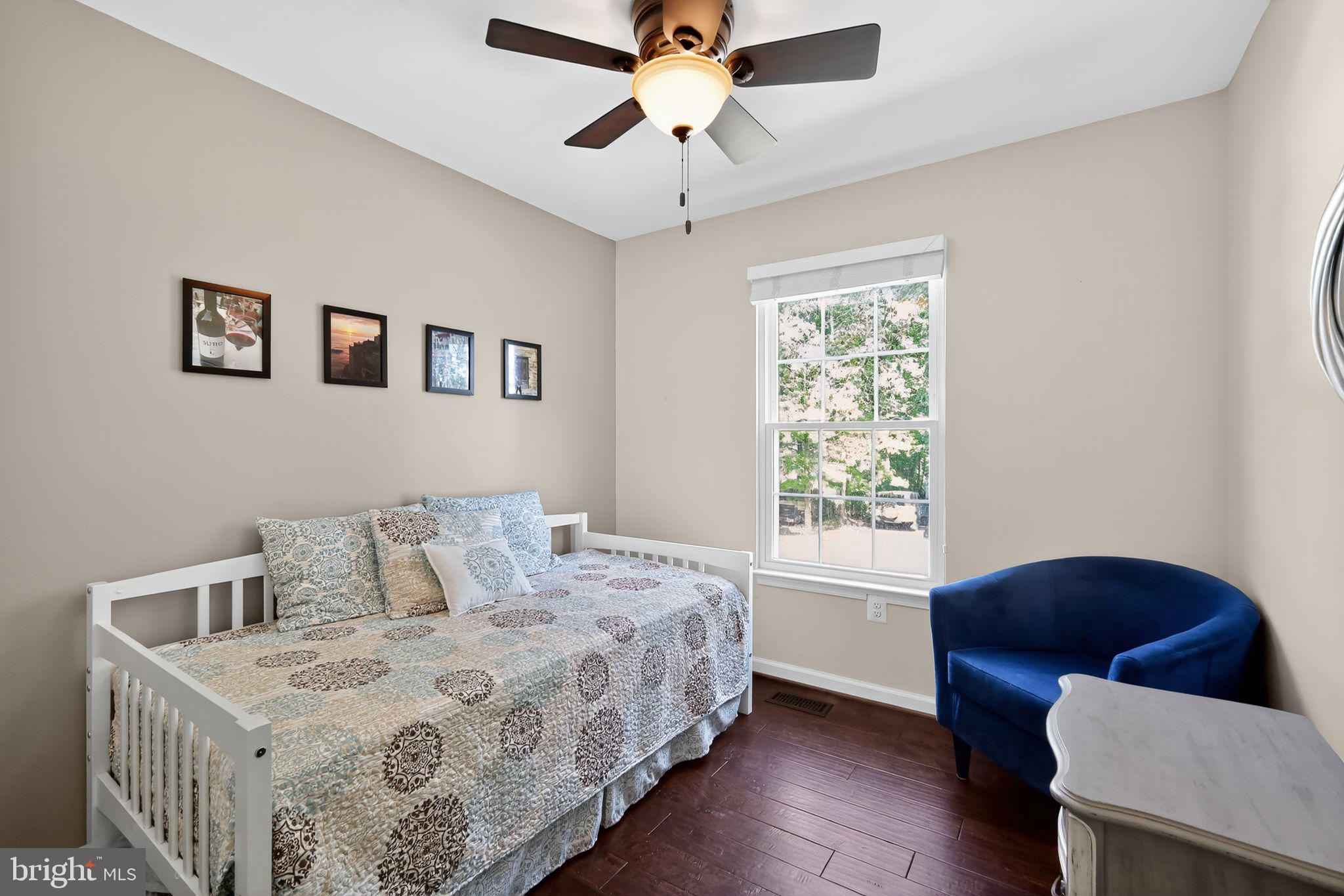 NORTH CHESAPEAKE BEACH - Residential