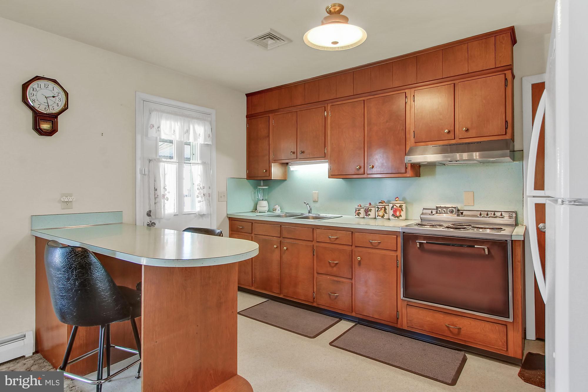 MAPLE SPRINGS - Residential