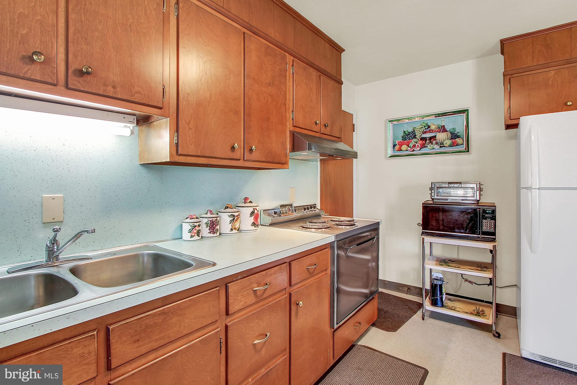 MAPLE SPRINGS - Residential