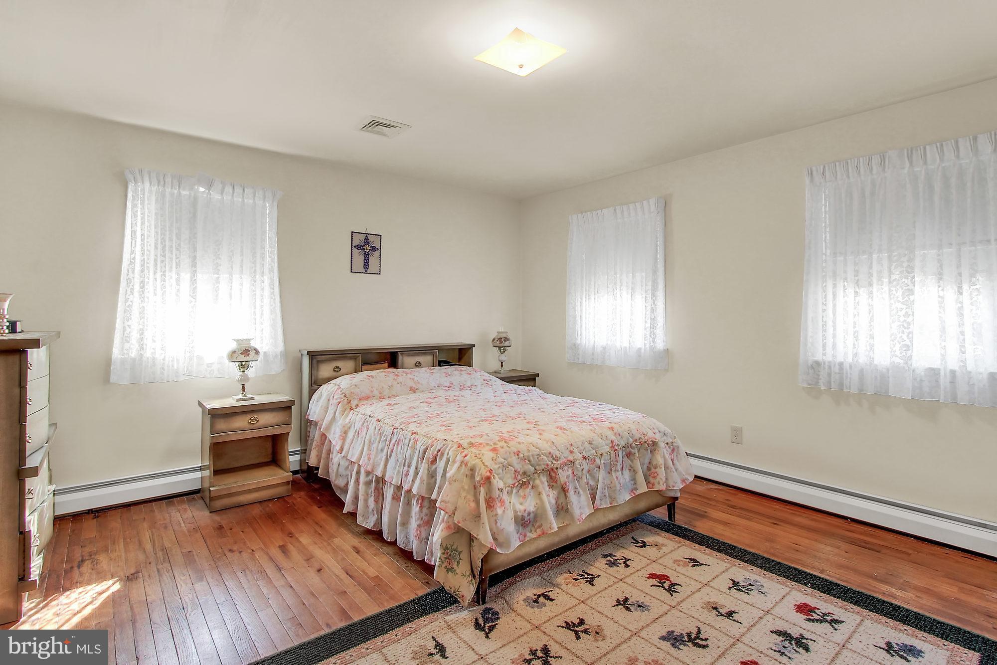 MAPLE SPRINGS - Residential