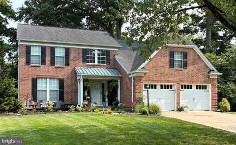 Homes For Sale - 1728 Wickham Way<br/> CROFTON, MD 21114