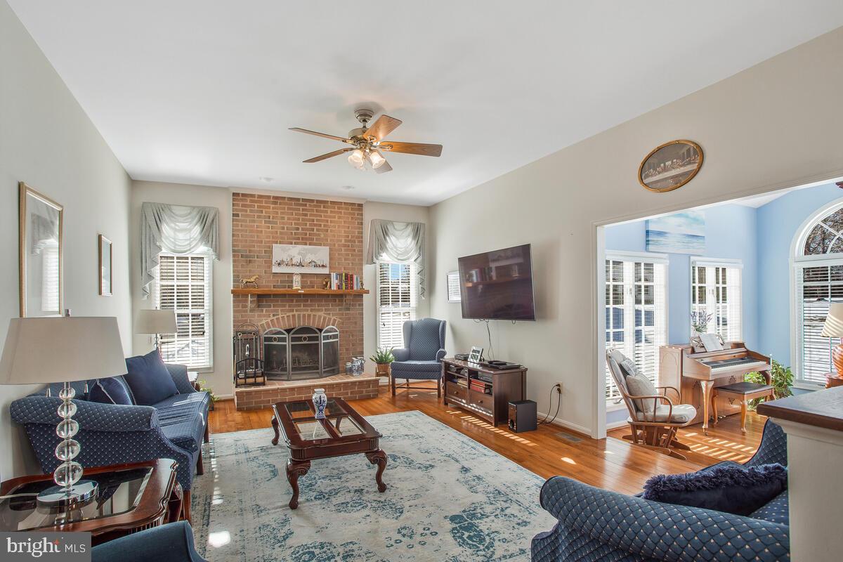 WOODMORE SOUTH - Residential